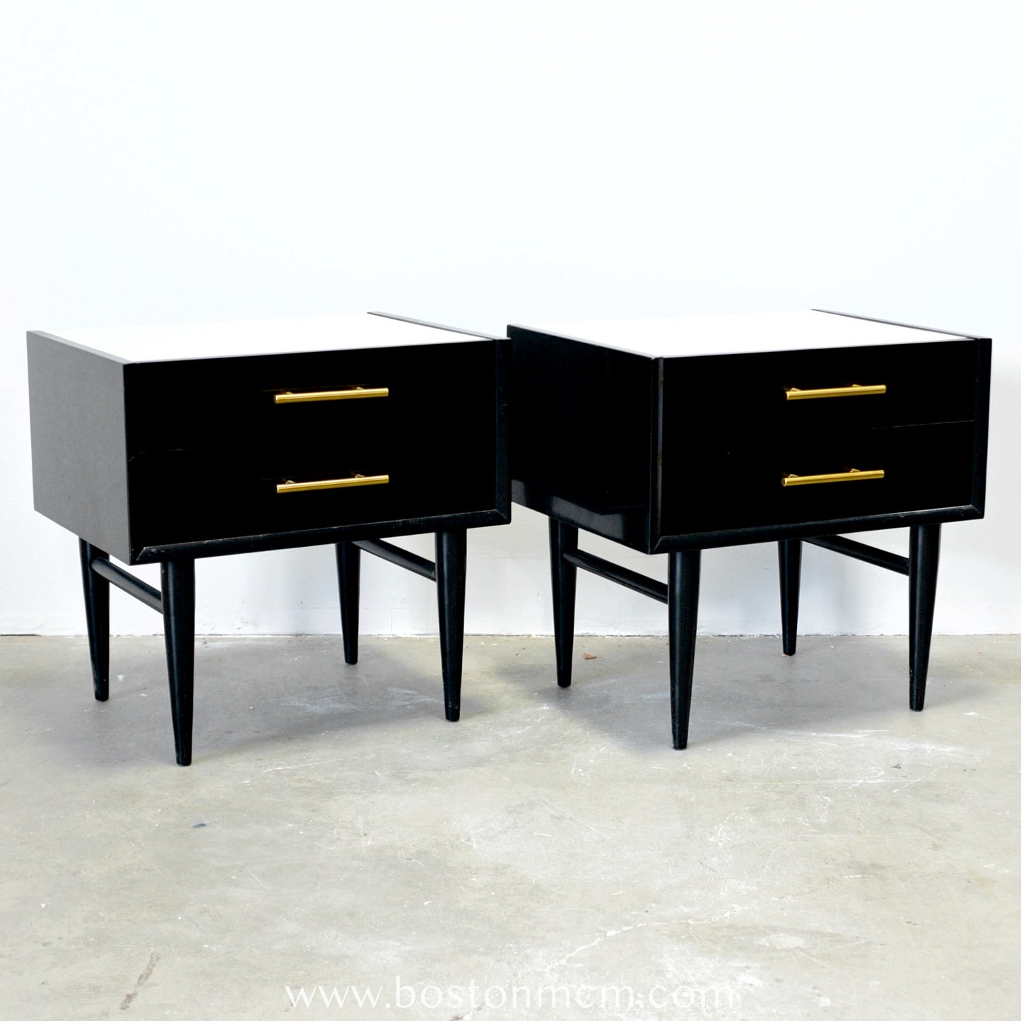 American of Martinsville "Silhouette" Pair of Nightstands - #A912