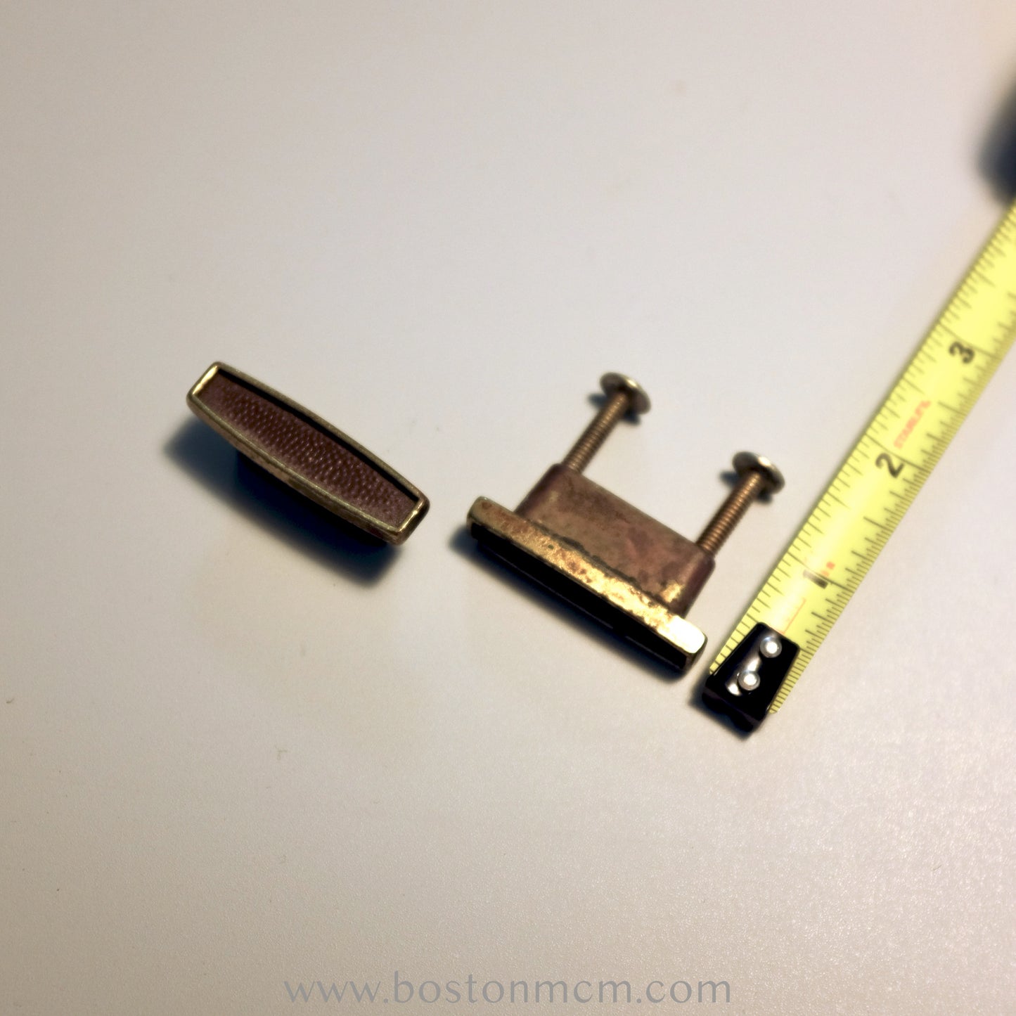 Bassett Furniture "Appreciation" Pair of Knobs - #A102