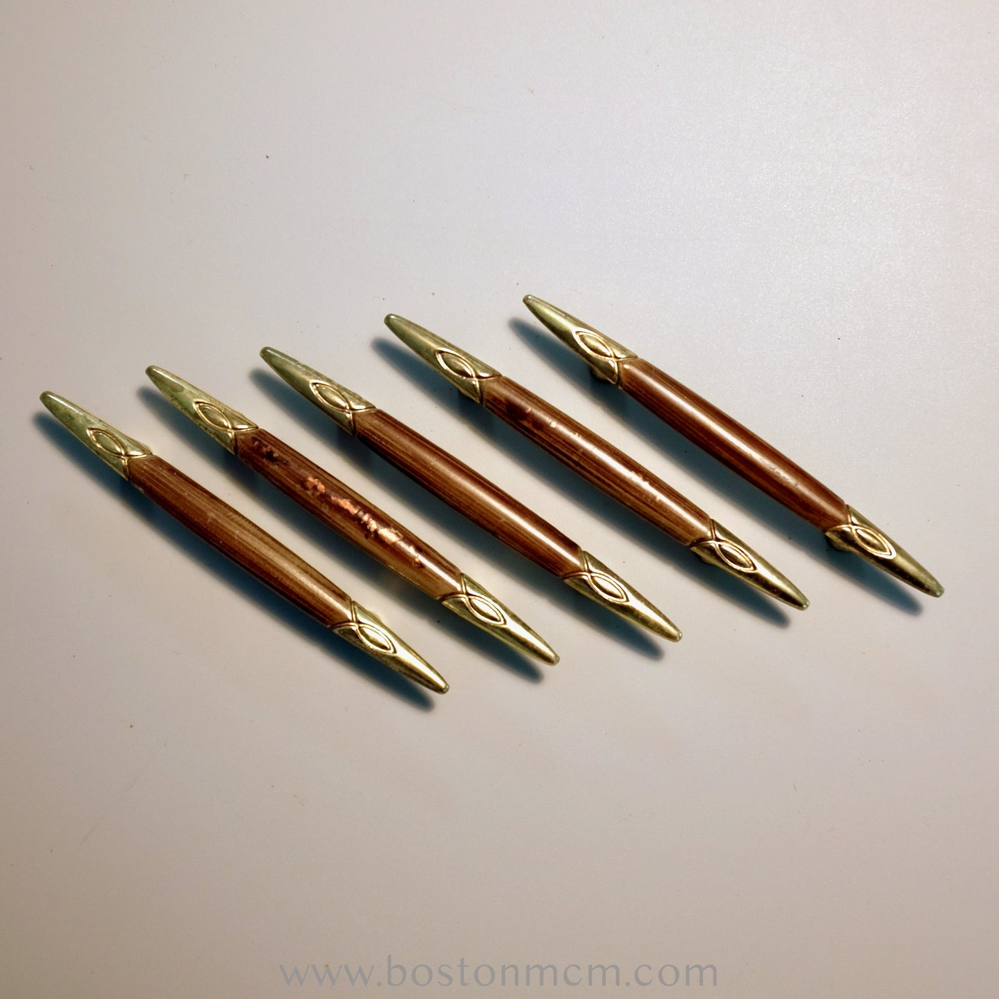 Broyhill Furniture "Saga" Set of 5 Handles - #A103