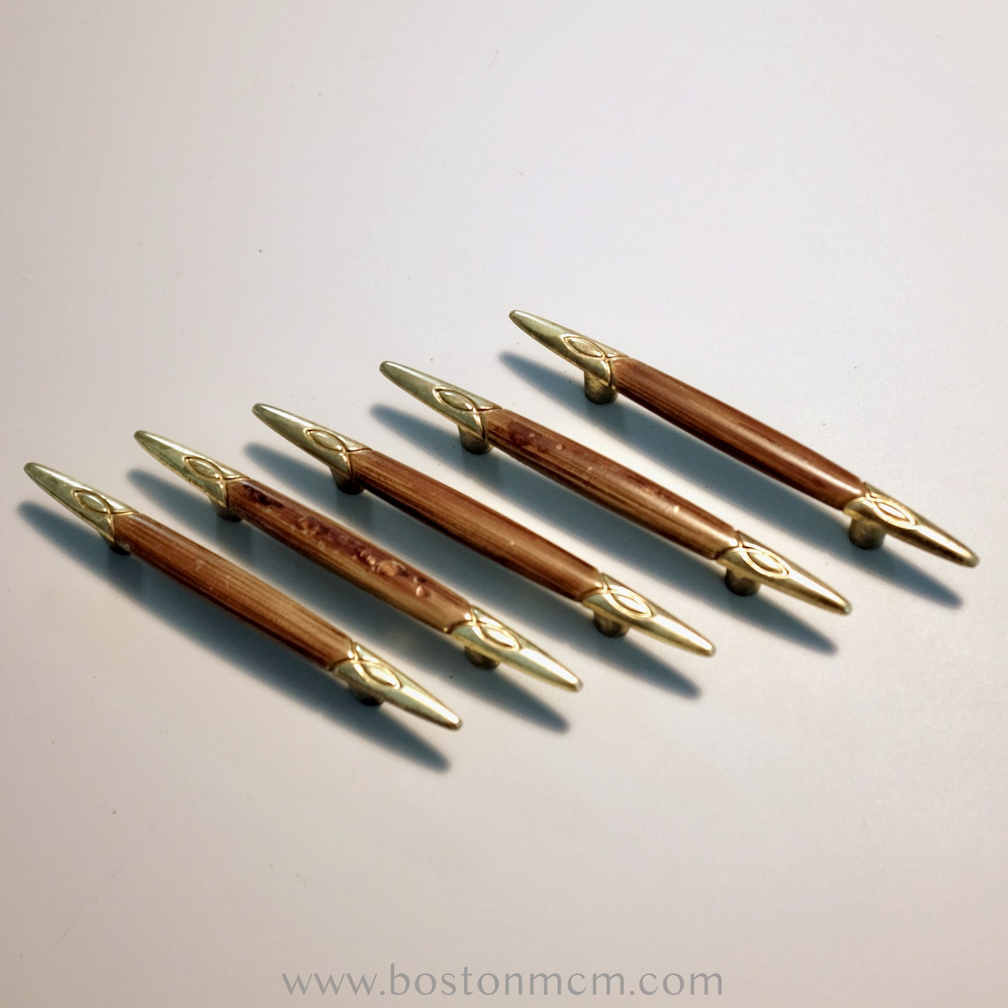 Broyhill Furniture "Saga" Set of 5 Handles - #A103