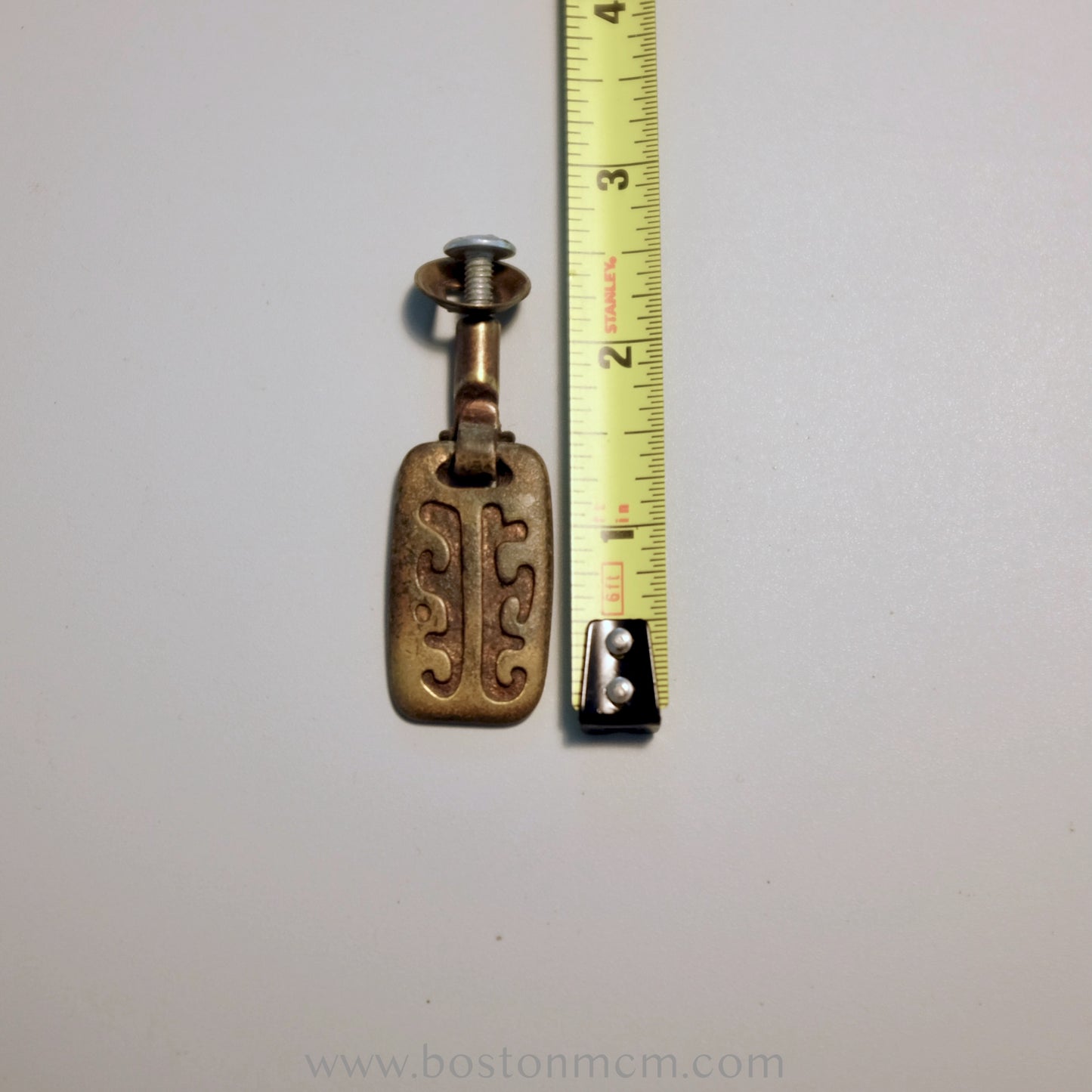 Bassett Furniture "Aztec" Set of Five Hanging Knobs - #A105
