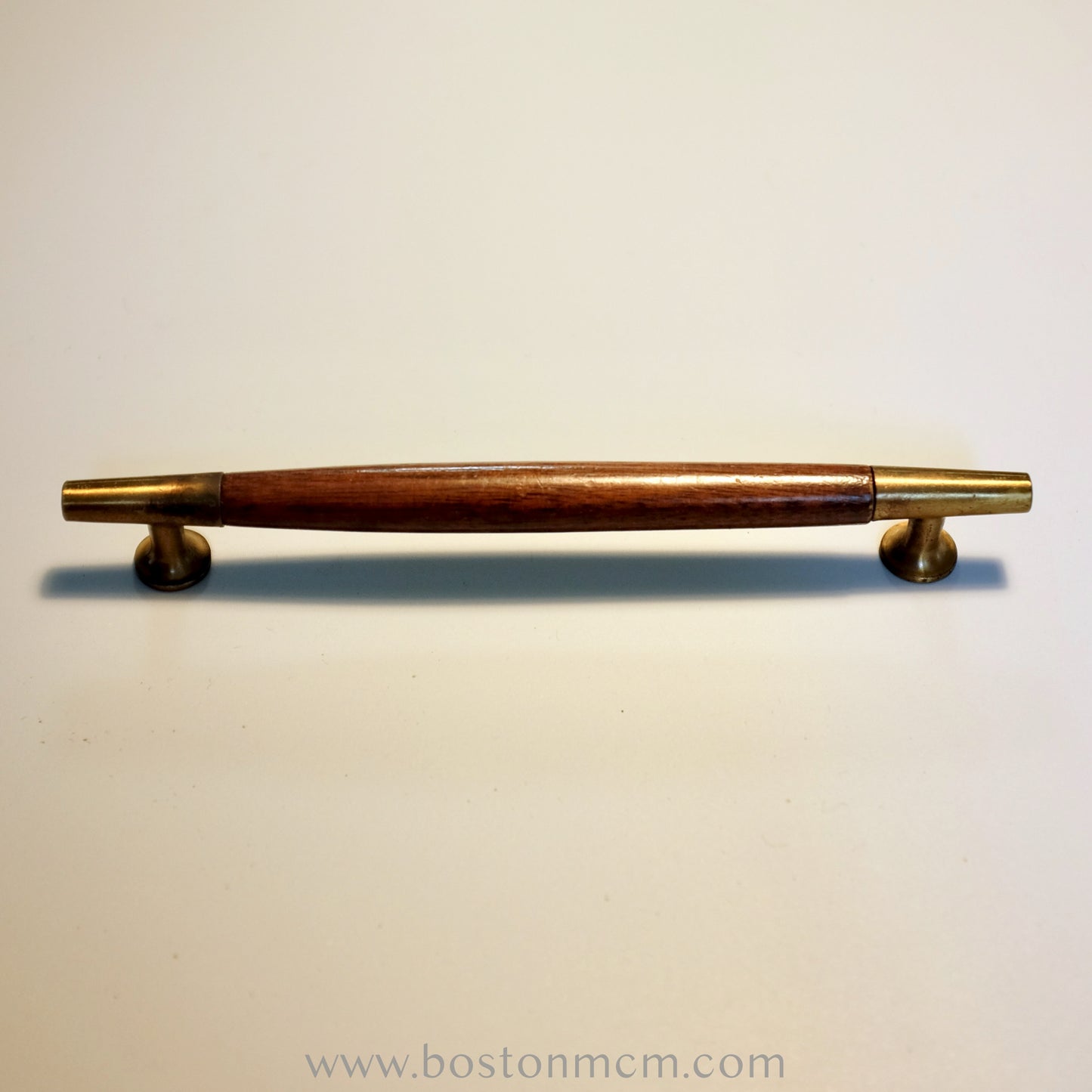 American of Martinsville "Accord" Wooden & Metal Handle - #A107