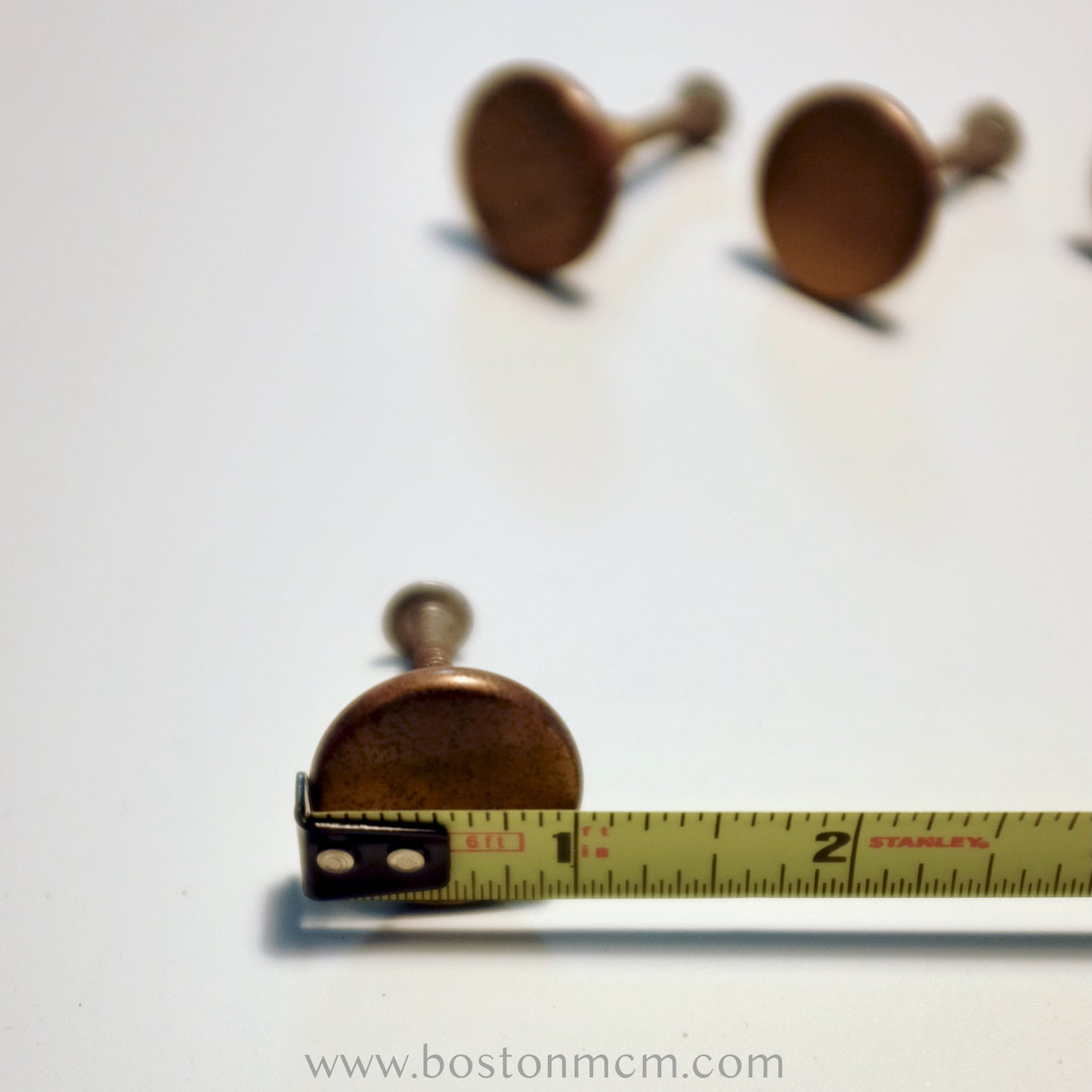 American of Martinsville "Harlequin" Set of 5 Knobs - #A108