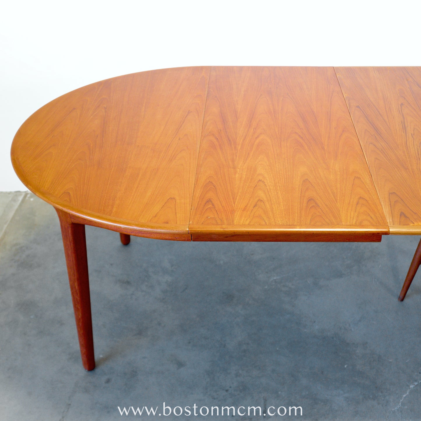 Sorø Stolefabrik Model #62 Danish Teak Round Dining Table with 4 Leaves Designed by Henning Kjærnulf - #A1665