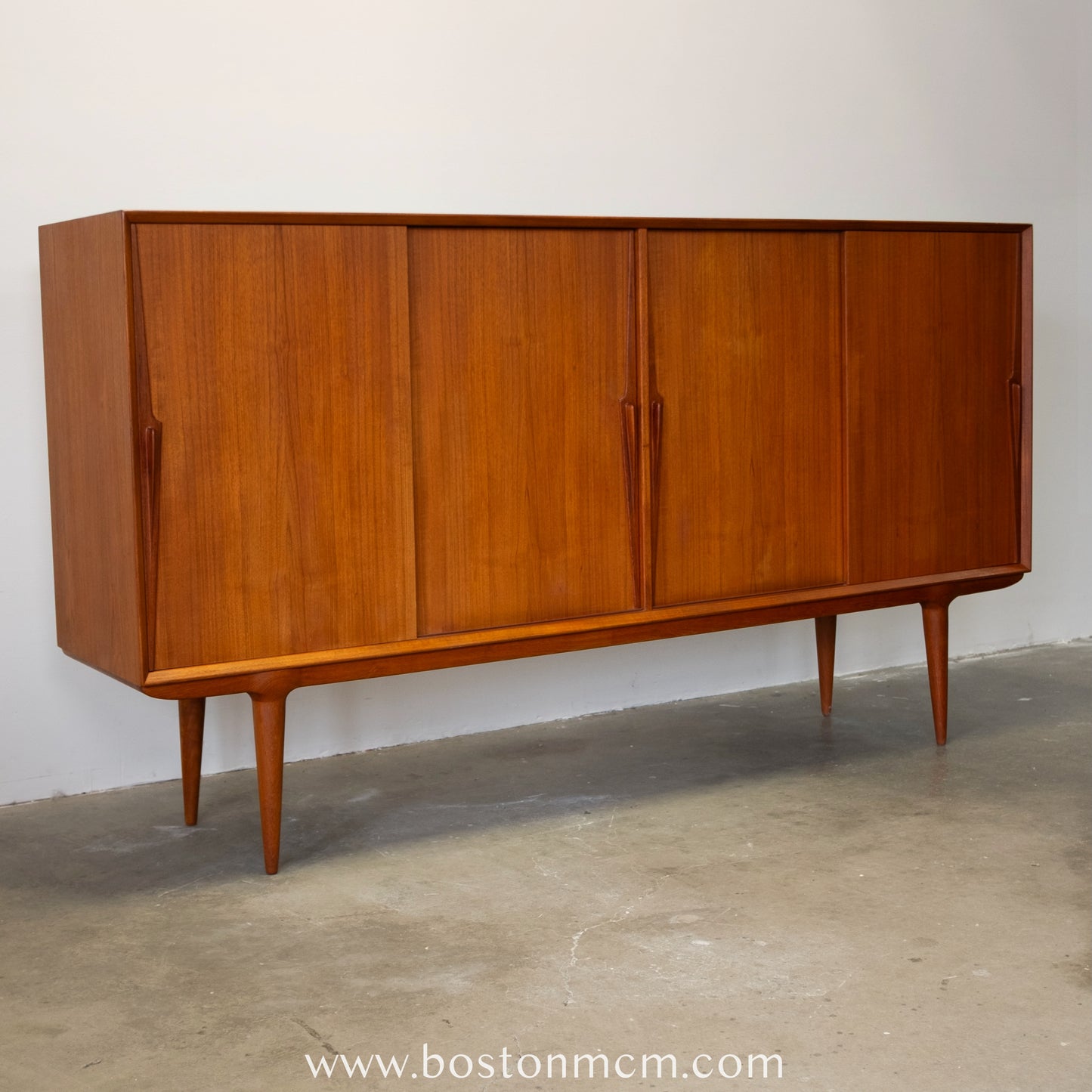 Omann Jun. Møbelfabrik Model 19 Tall Sideboard / Highboard - #A1589 Designed by Gunni Omann