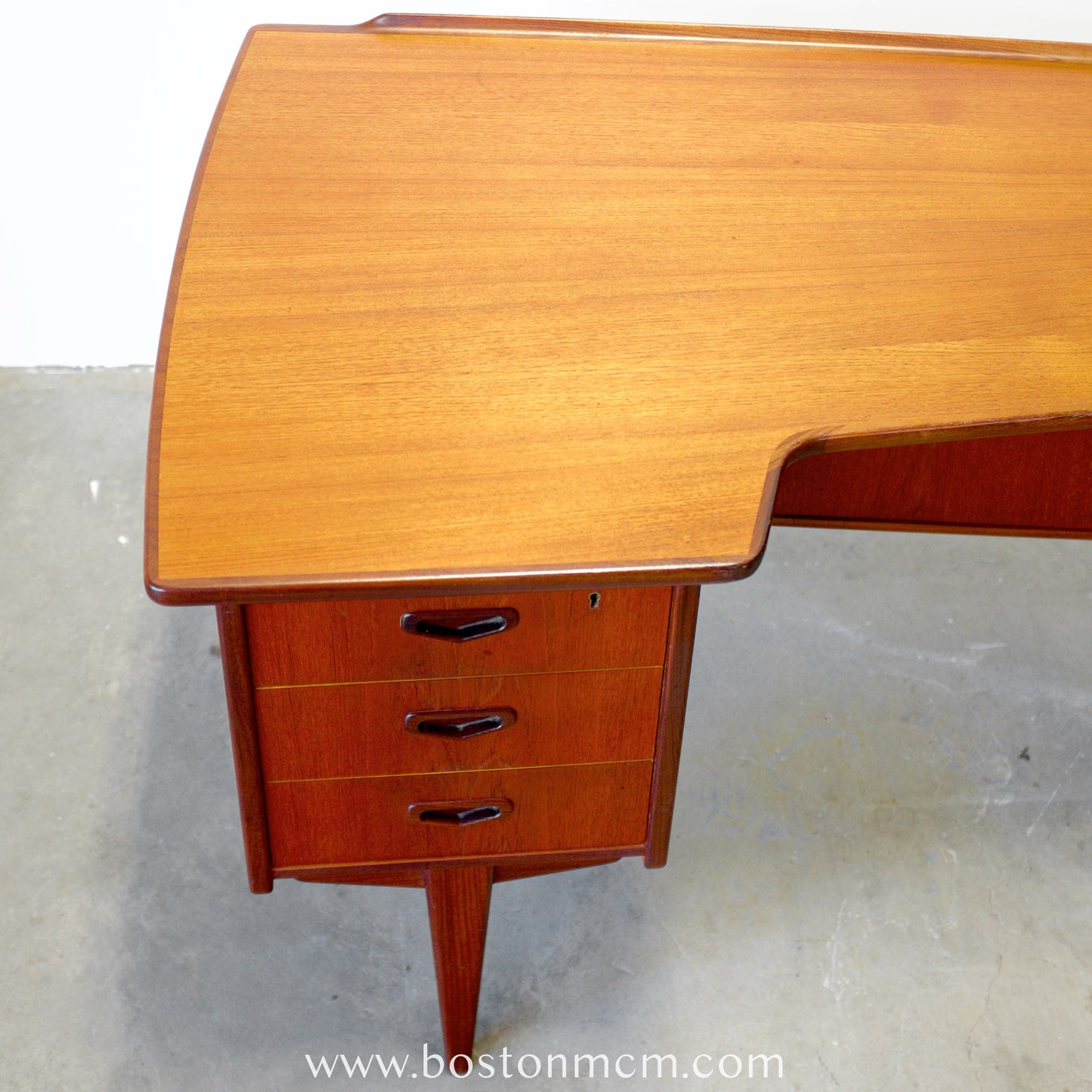 Lelångs Möbelfabrik Swedish Teak Boomerang Desk - #A1518- Designed by Goren Strand