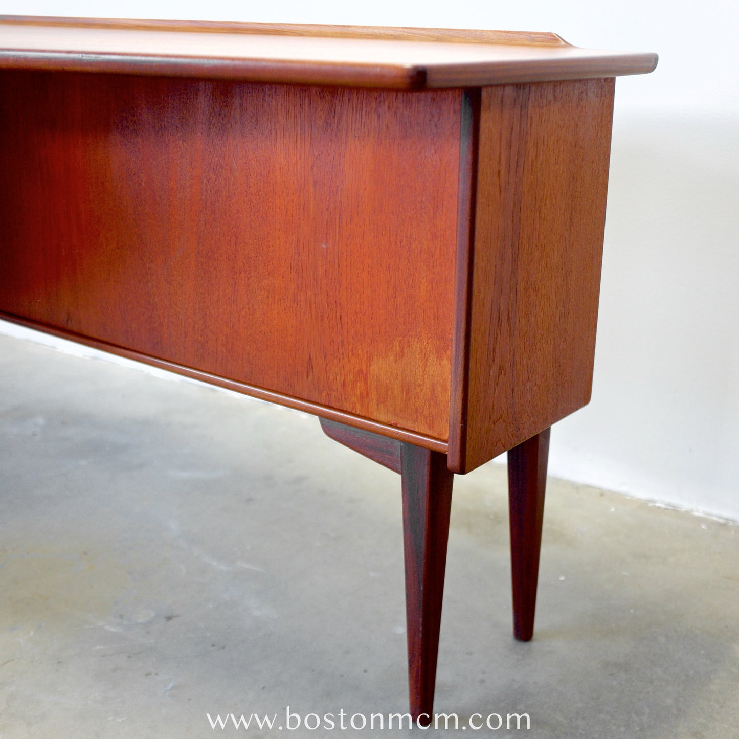 Lelångs Möbelfabrik Swedish Teak Boomerang Desk - #A1518- Designed by Goren Strand