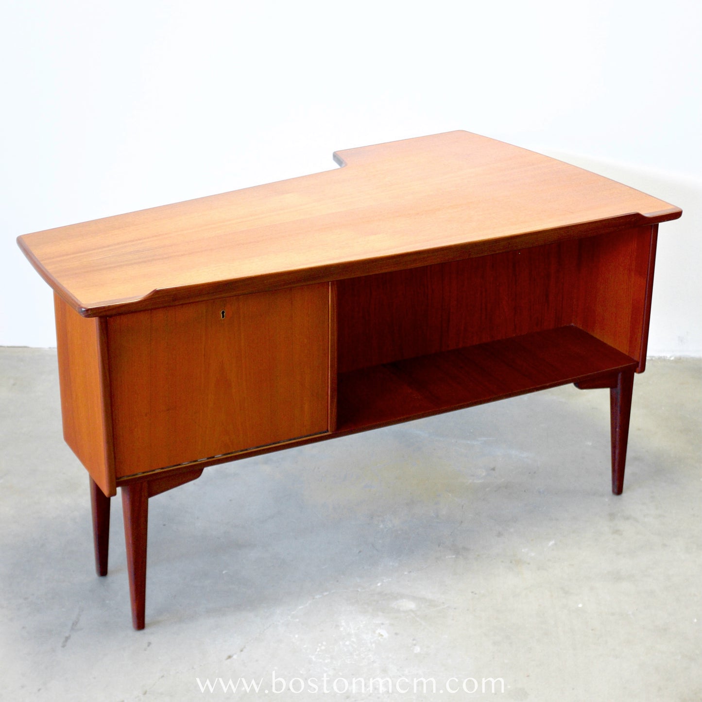 Lelångs Möbelfabrik Swedish Teak Boomerang Desk - #A1518- Designed by Goren Strand