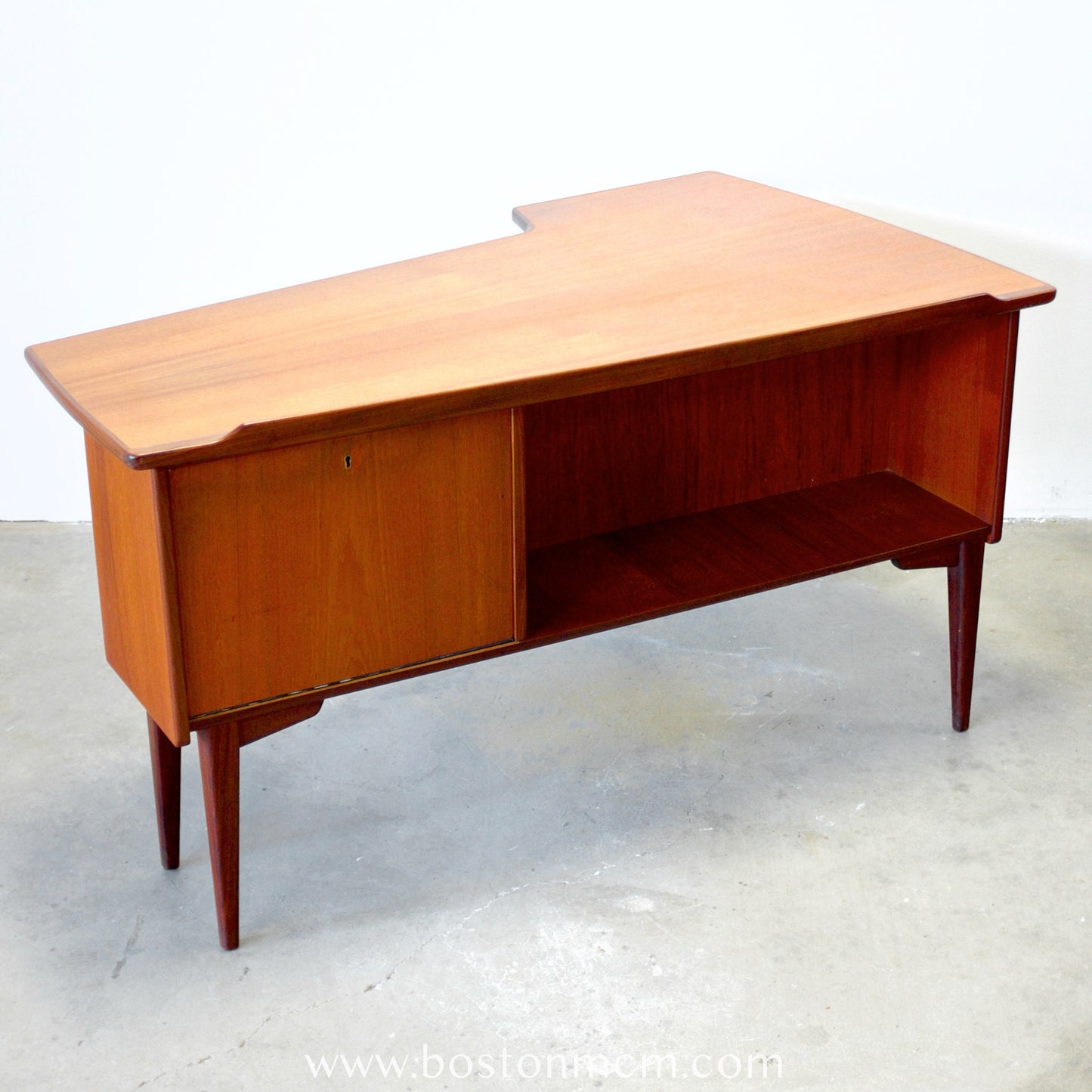 Lelångs Möbelfabrik Swedish Teak Boomerang Desk - #A1518- Designed by Goren Strand