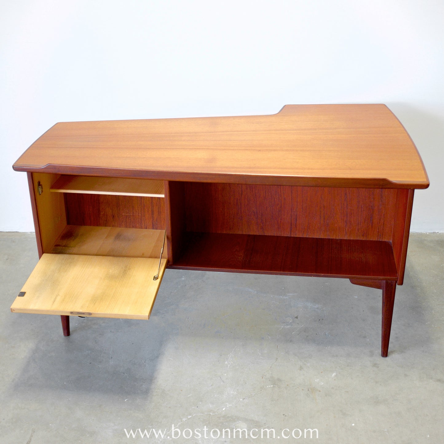 Lelångs Möbelfabrik Swedish Teak Boomerang Desk - #A1518- Designed by Goren Strand