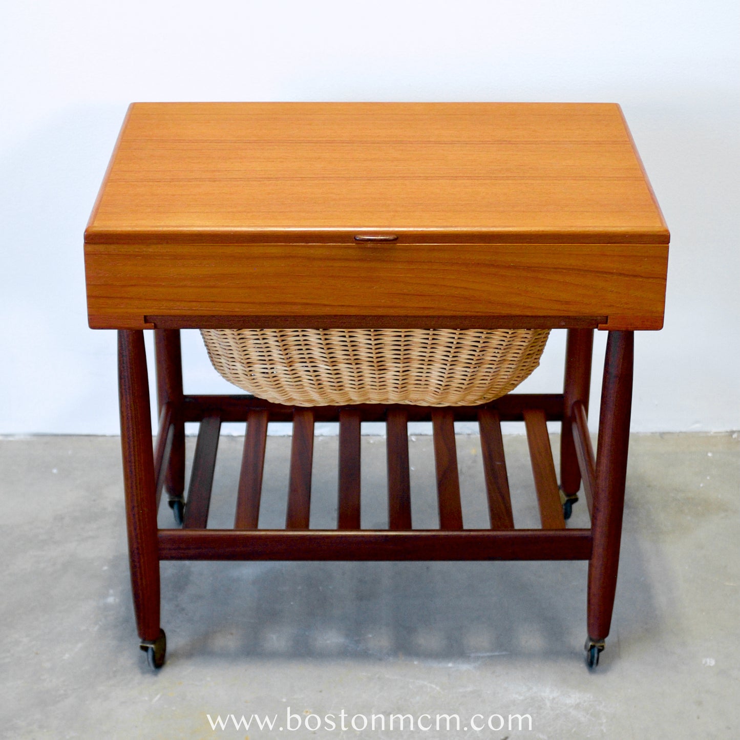 FDB Møbler Model #R101 Sewing Table Designed by Ejvind A. Johansson - #A1805