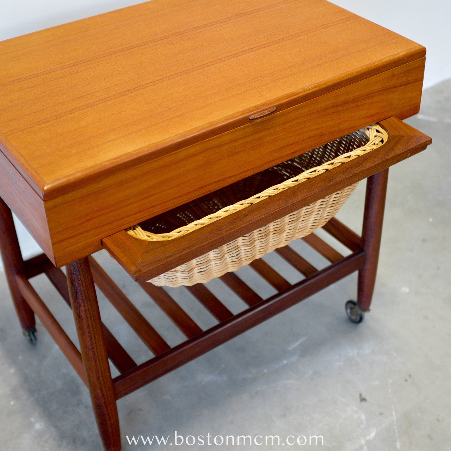 FDB Møbler Model #R101 Sewing Table Designed by Ejvind A. Johansson - #A1805