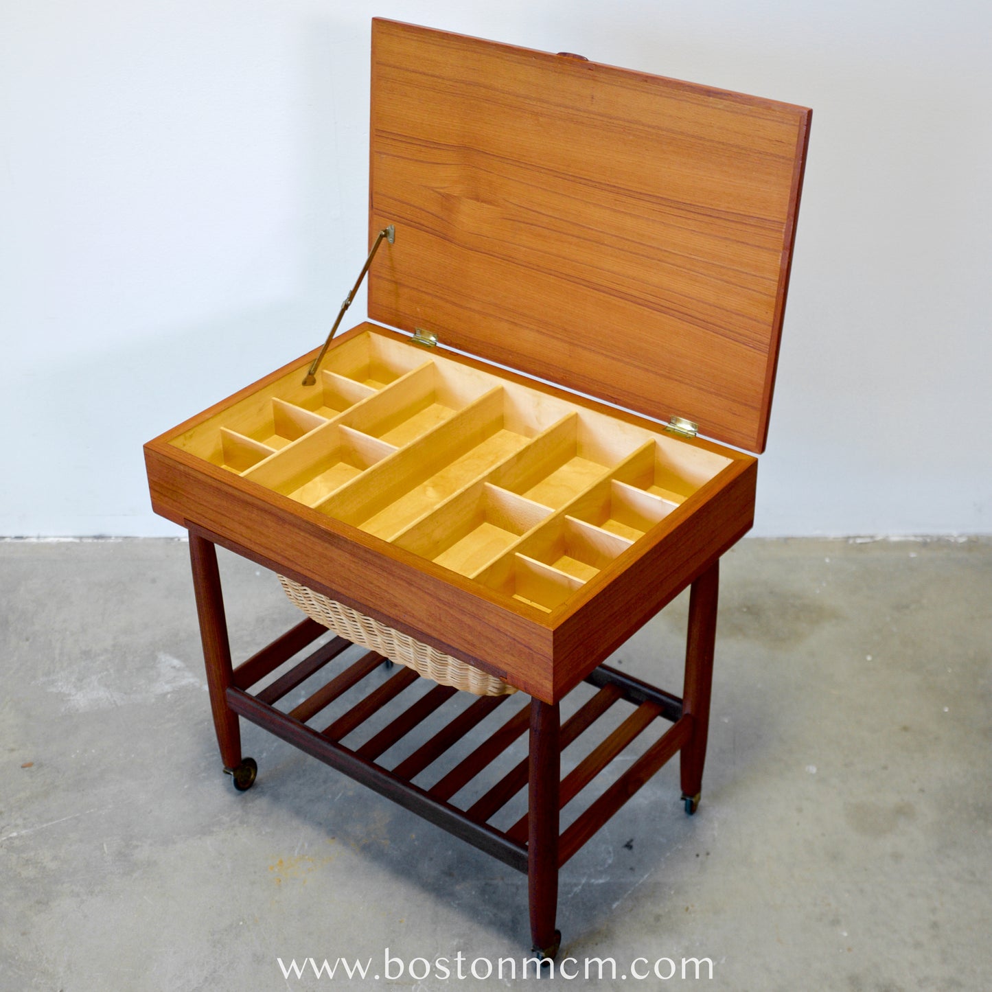 FDB Møbler Model #R101 Sewing Table Designed by Ejvind A. Johansson - #A1805