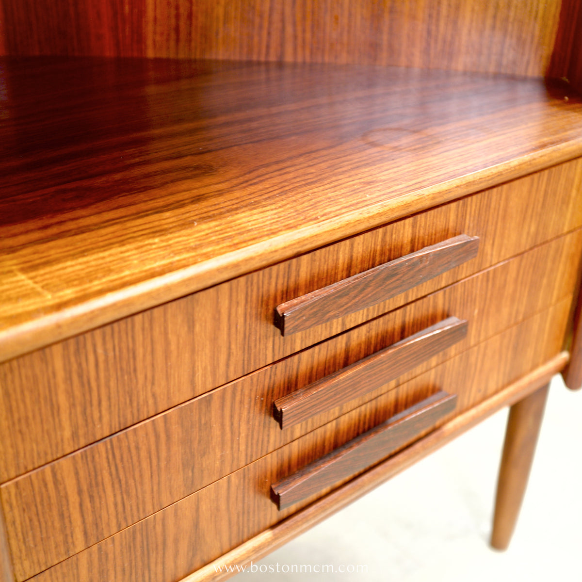 Danish Rosewood Corner Cabinet in the style of Omann Jun. Møbelfabrik / Gunni Omann - #A1855