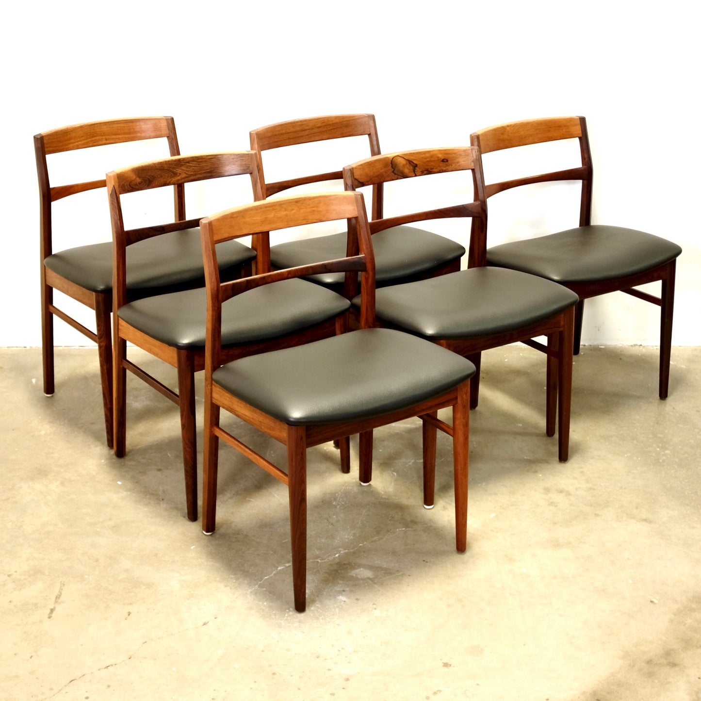 Vejle Stole og Møbelfabrik Set of 6 Rosewood Dining Chairs Designed by Henning Kjærnulf - #A1843