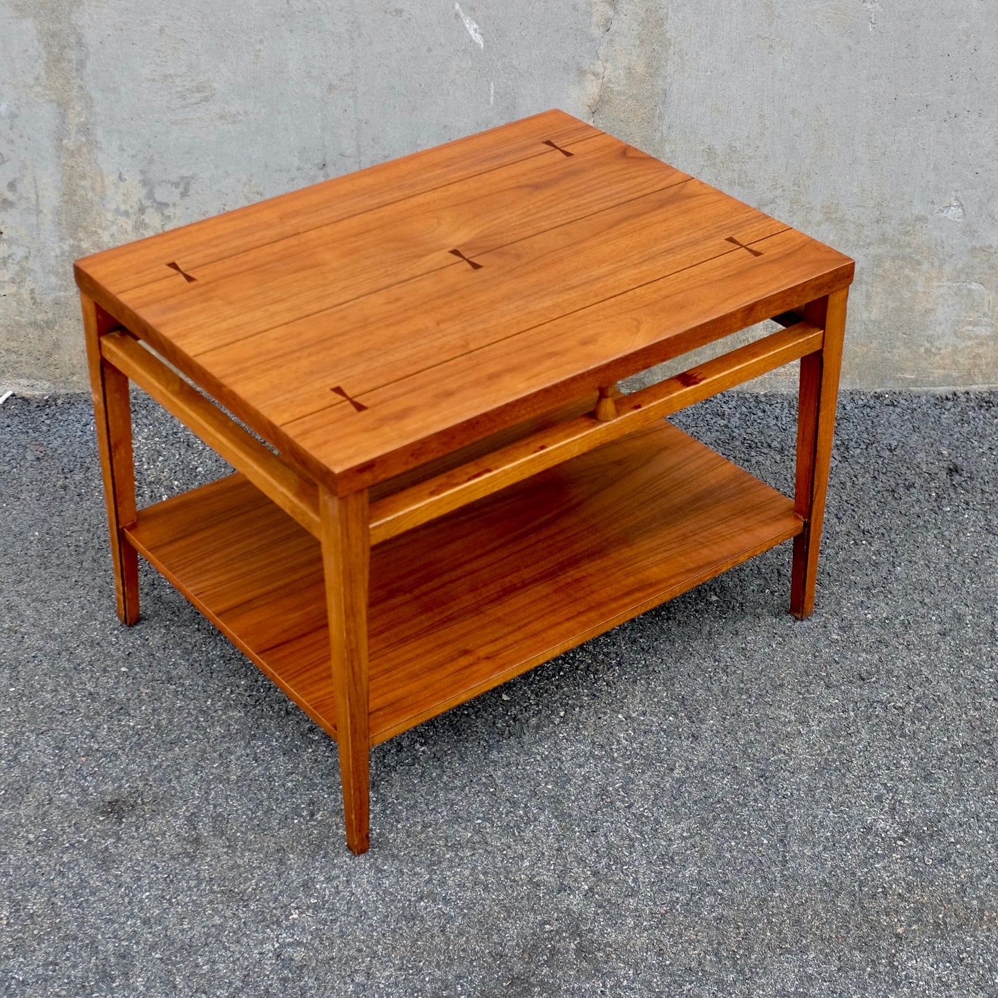 Lane Furniture "Tuxedo" Walnut & Rosewood Side / End Table