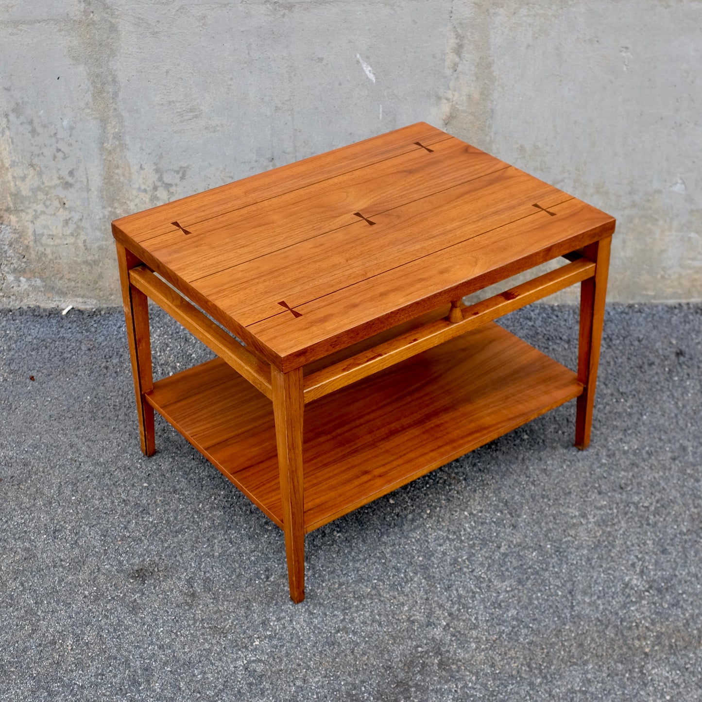 Lane Furniture "Tuxedo" Walnut & Rosewood Side / End Table