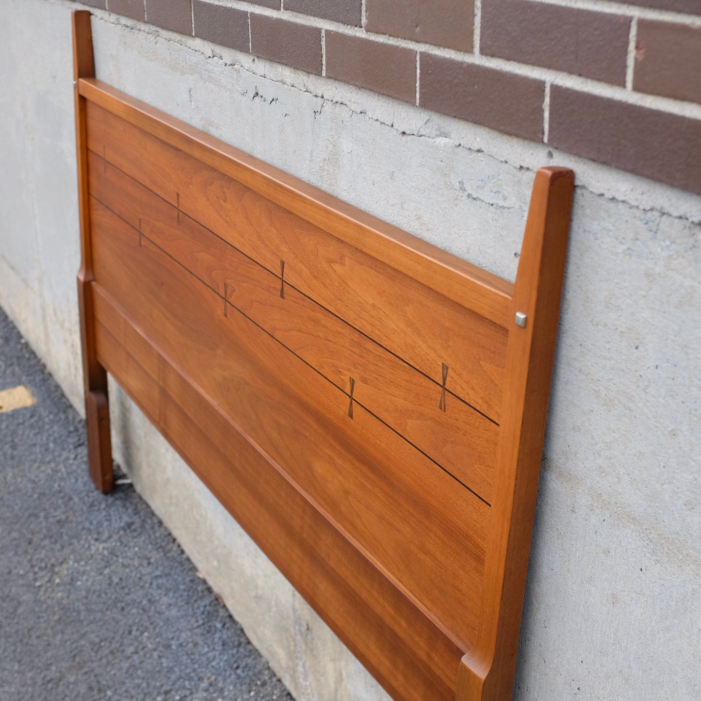 Lane Furniture "Tuxedo" Full Size Walnut & Rosewood Headboard + Footboard