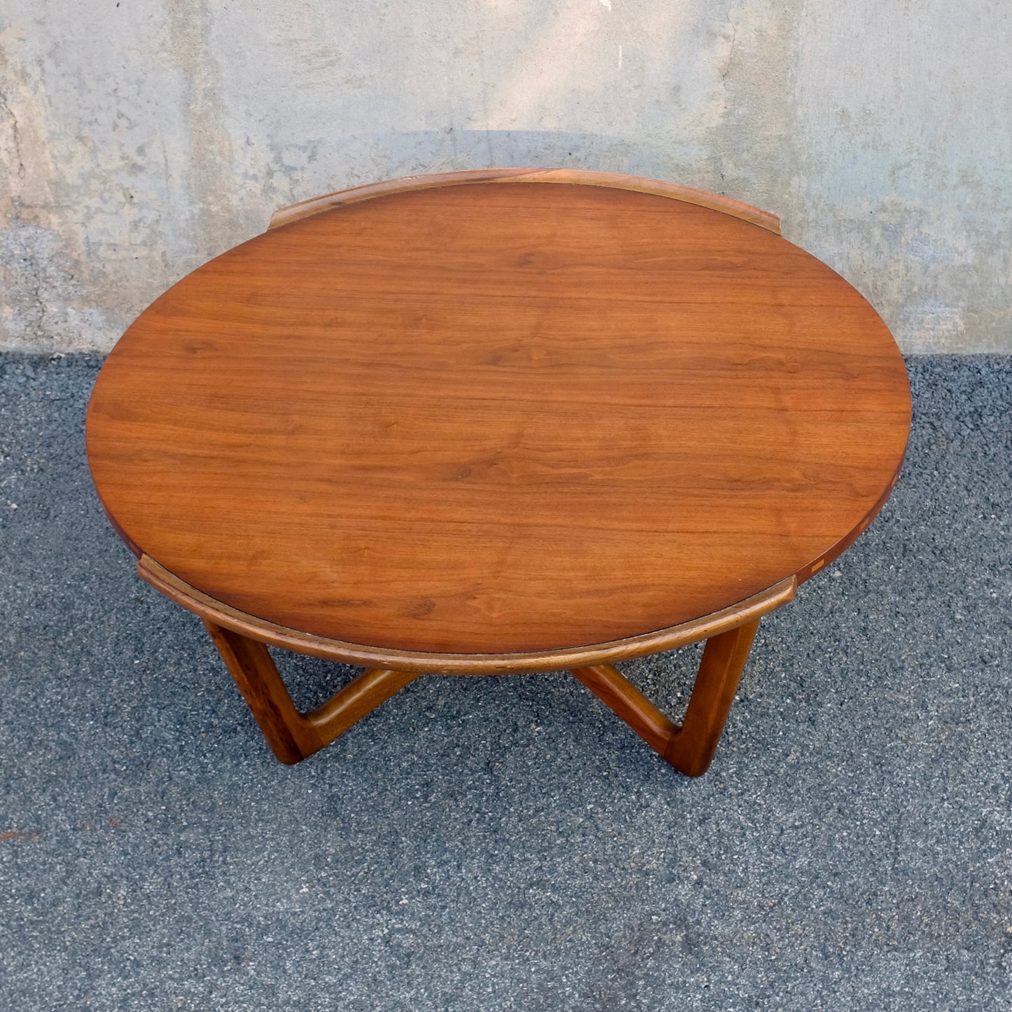 Lane Furniture "Vogue" Walnut Coffee Table