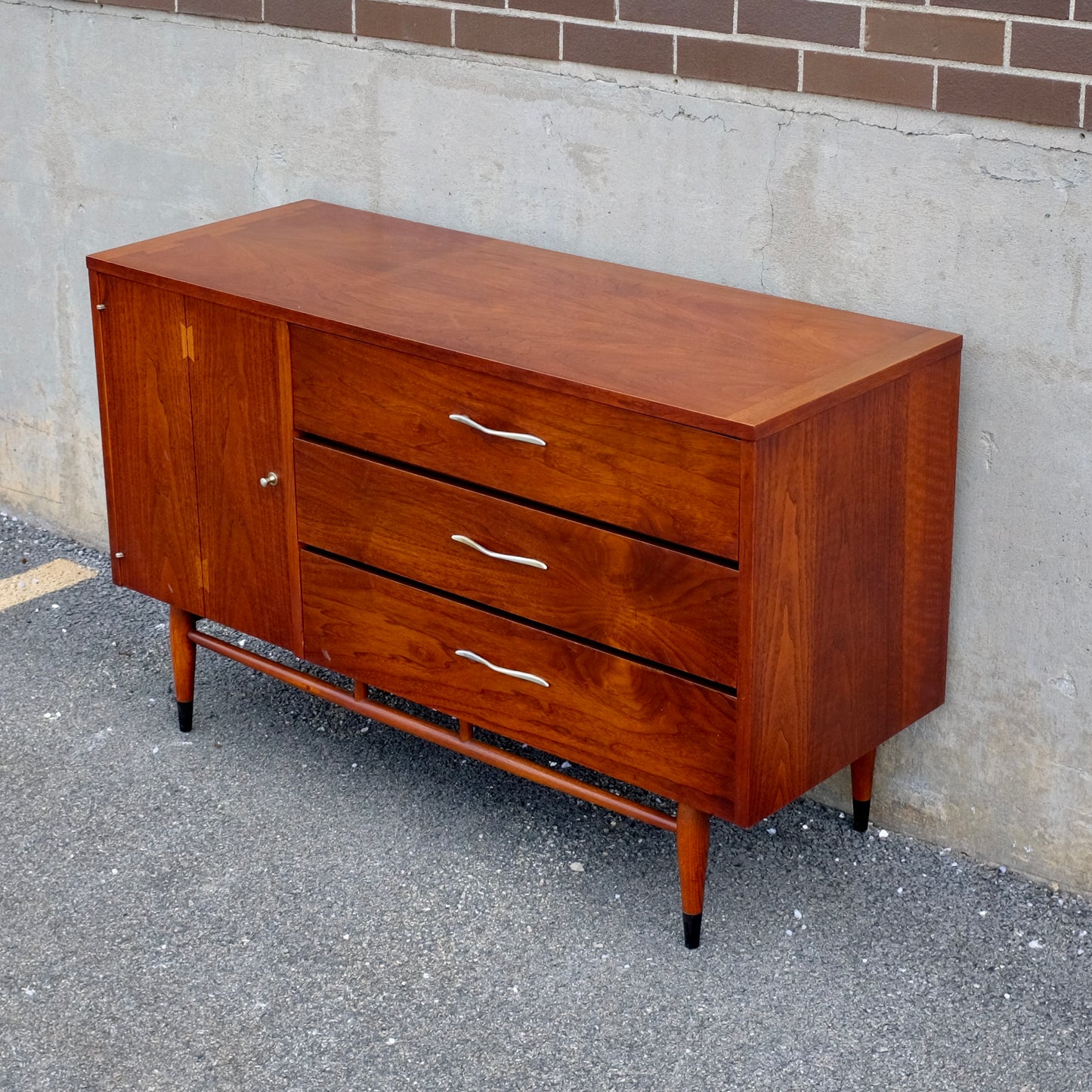 Lane Furniture "Acclaim" Walnut Credenza