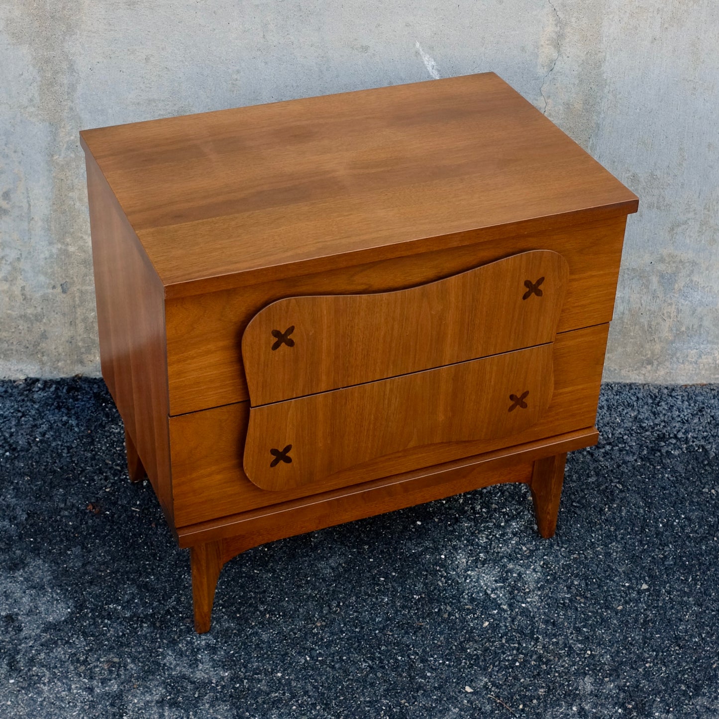 Bassett Furniture "Monterey" Walnut & Rosewood Nightstand