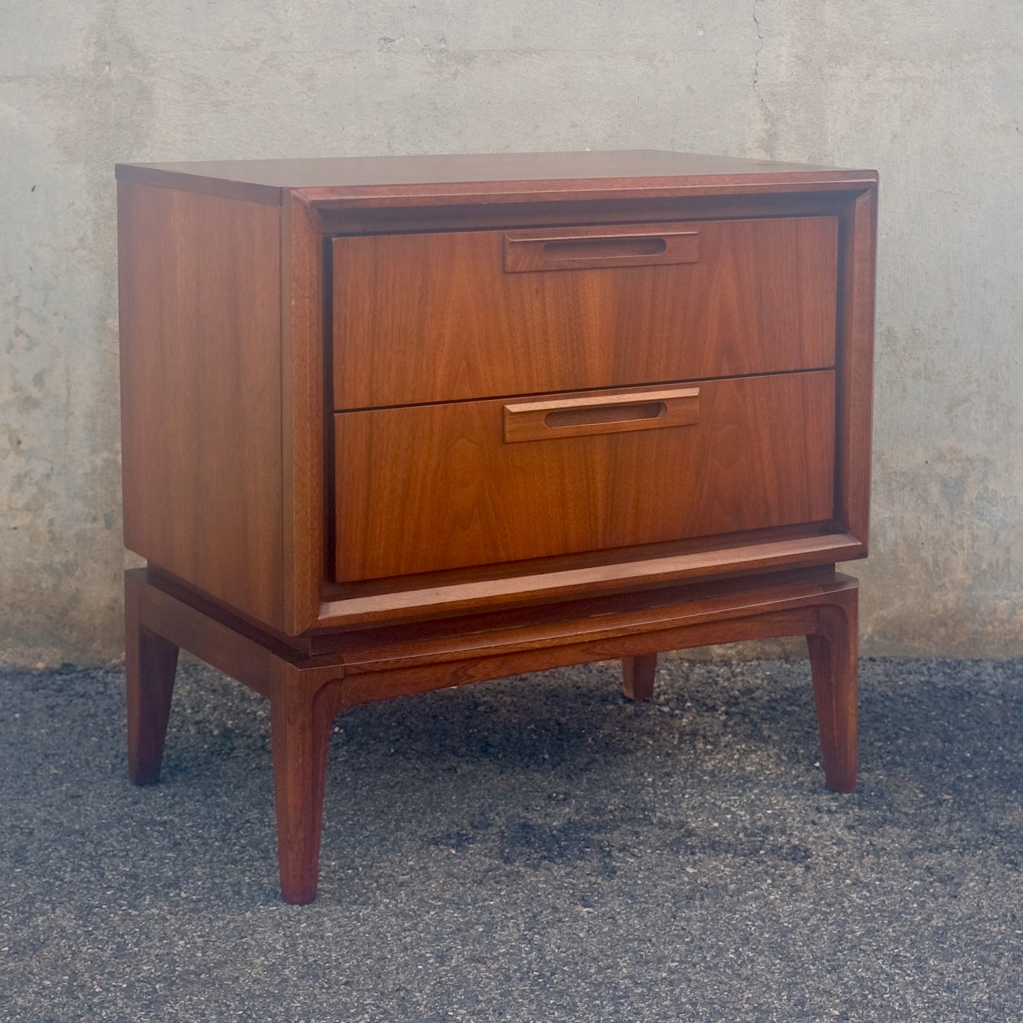 United Furniture "Discovery" Walnut Nightstand