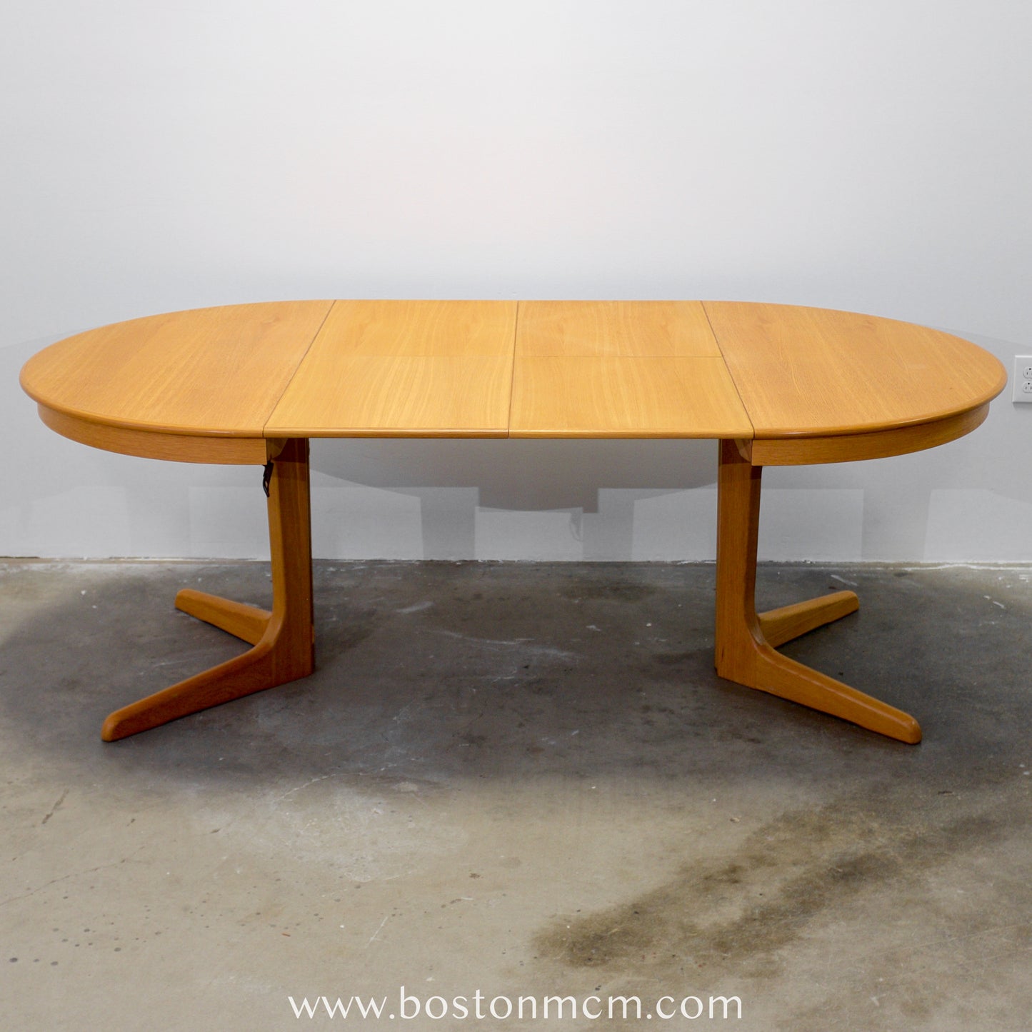 Danish Oak Round Dining Table - #A84