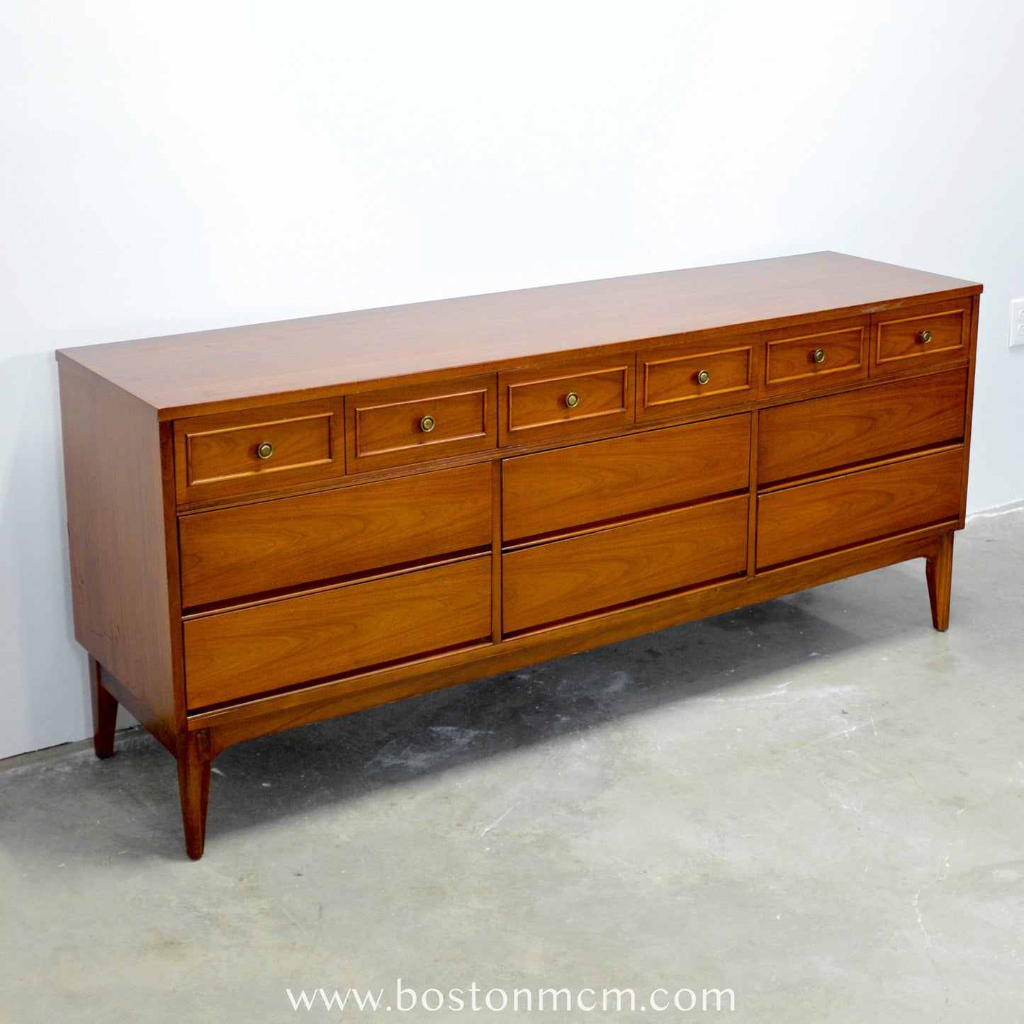 Dixie Furniture "Portfolio" Walnut 9 Drawer Dresser