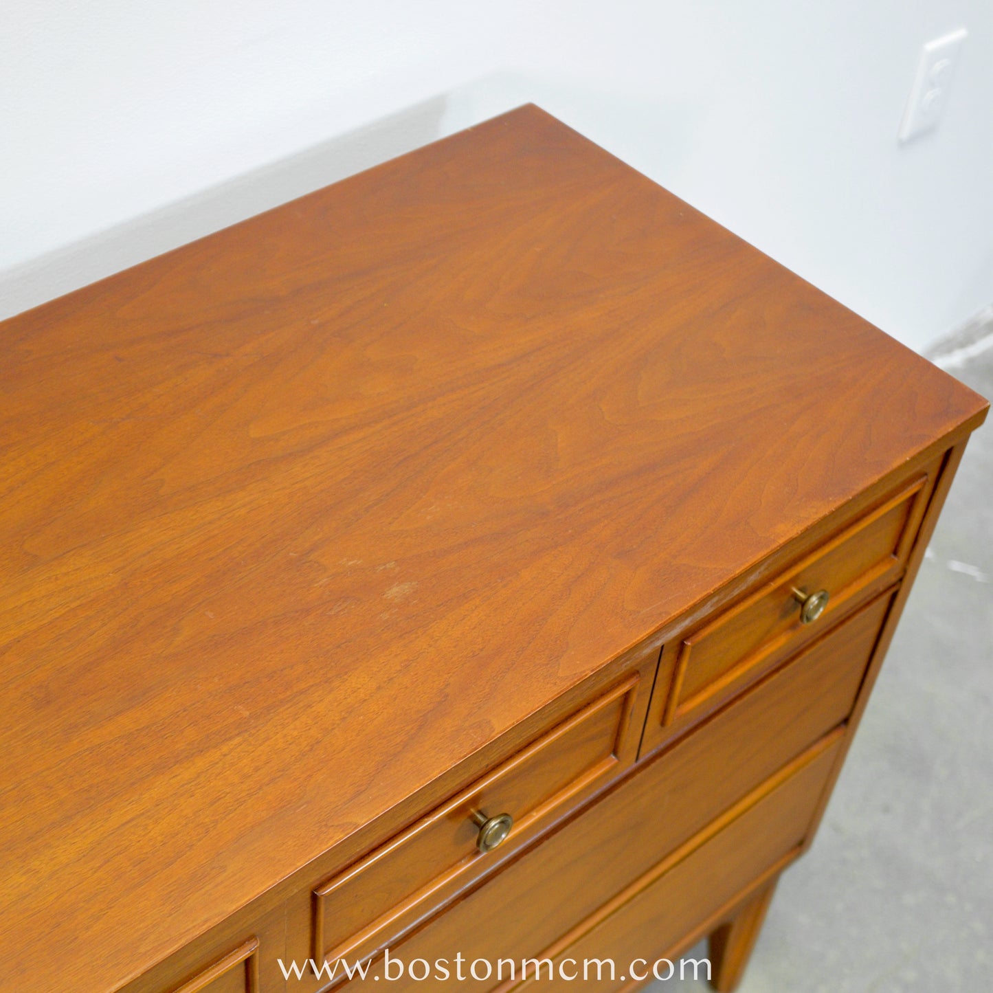 Dixie Furniture "Portfolio" Walnut 9 Drawer Dresser