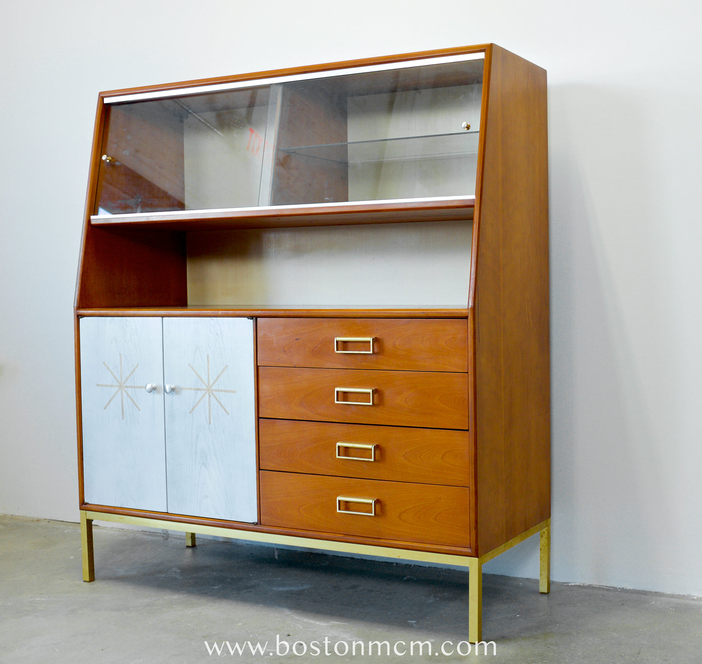 Drexel Furniture "Sun Coast" Cherry Hutch / China Cabinet
