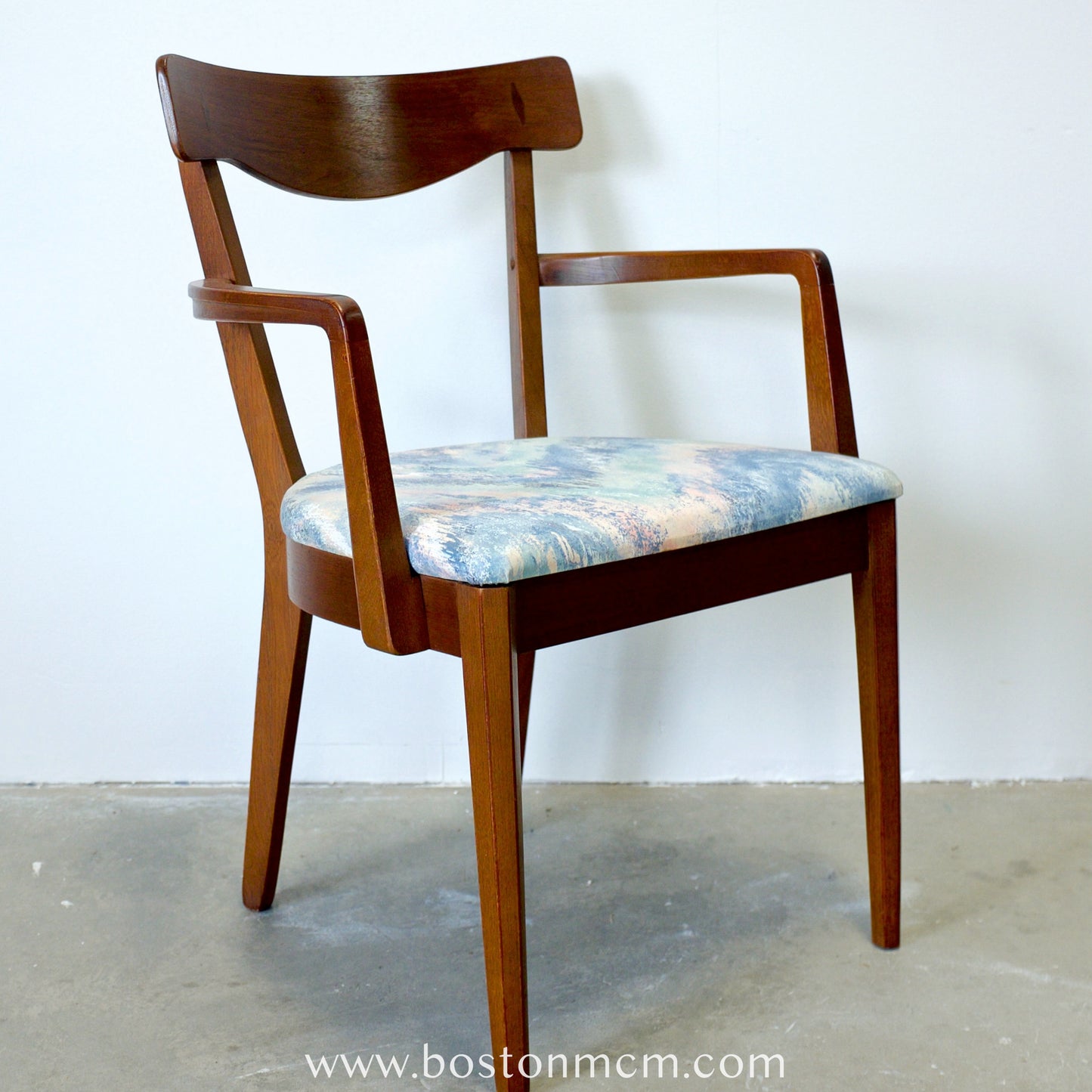 American of Martinsville "Dania II" Set of 5 Walnut & Rosewood Dining Chairs