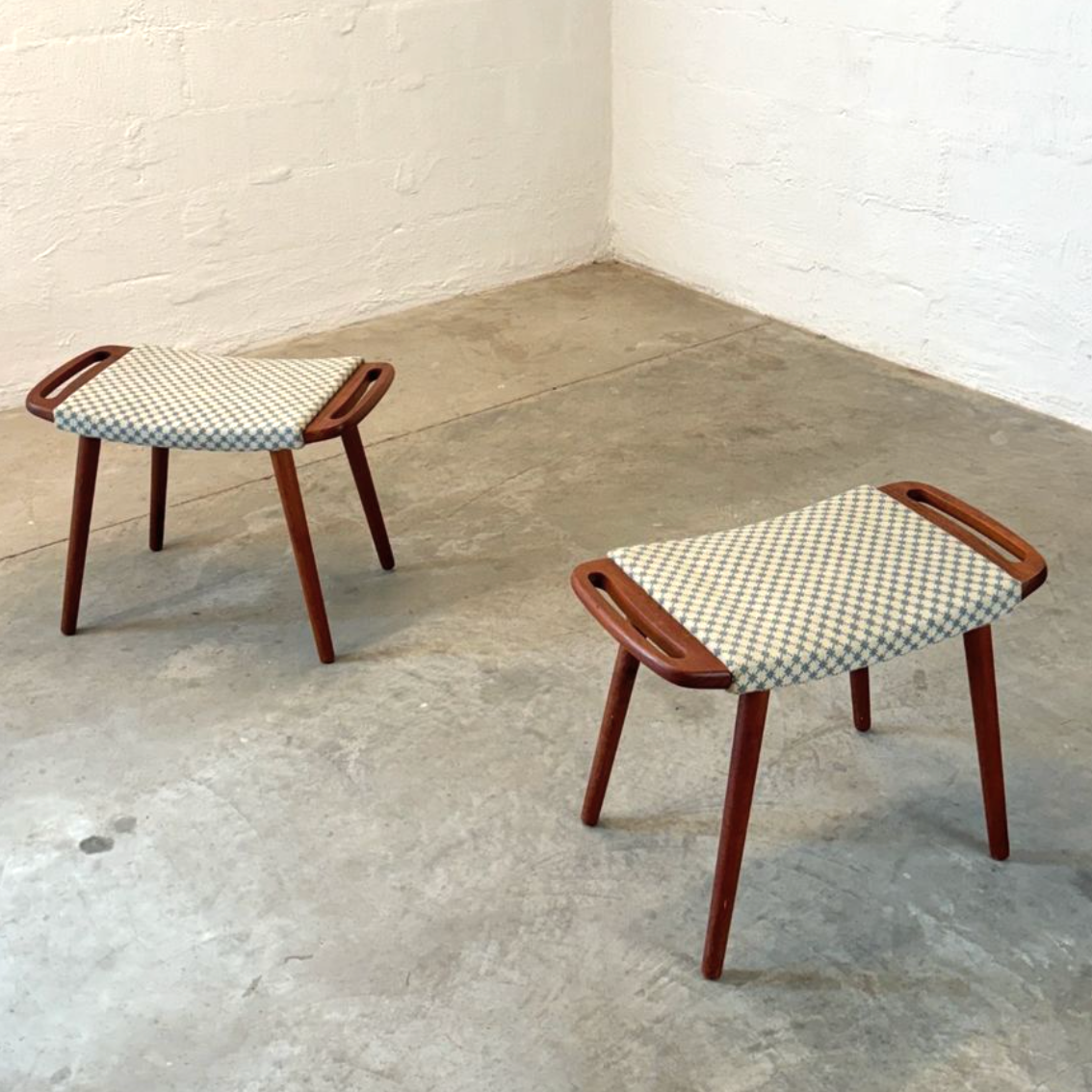 Danish Teak & Upholstered Vanity Stool / Footstool - #A1552 - In the Style of Hans Wegner
