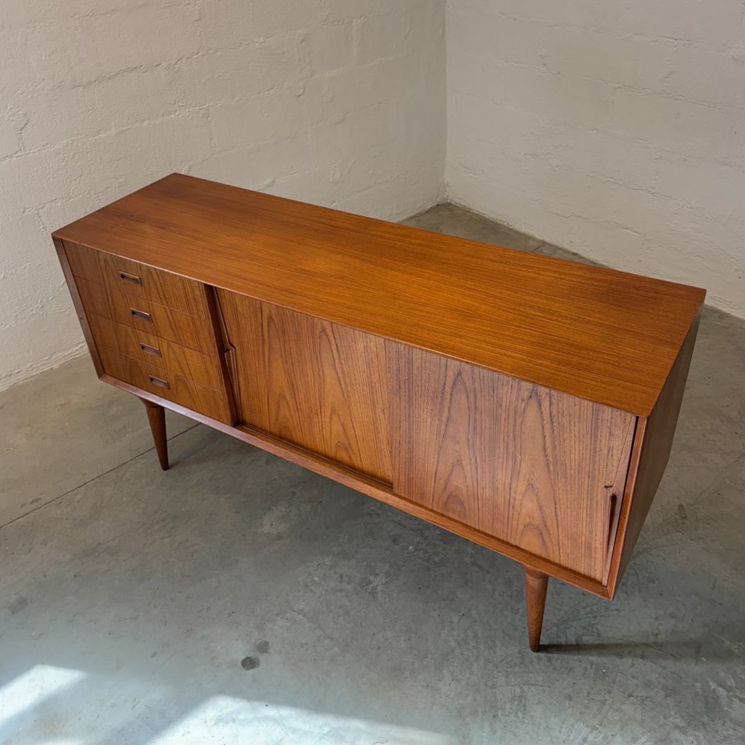 Omann Jun. Møbelfabrik Model 12 Sideboard - #A1559 - Designed by Gunni Omann