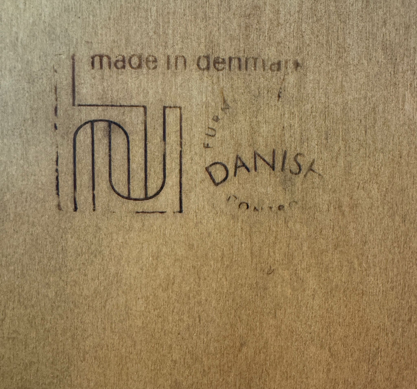 Hundevad & Co. Model #40/16 Danish Rosewood 4 Drawer Chest / Dresser Designed by Poul Hundevad - #A1680