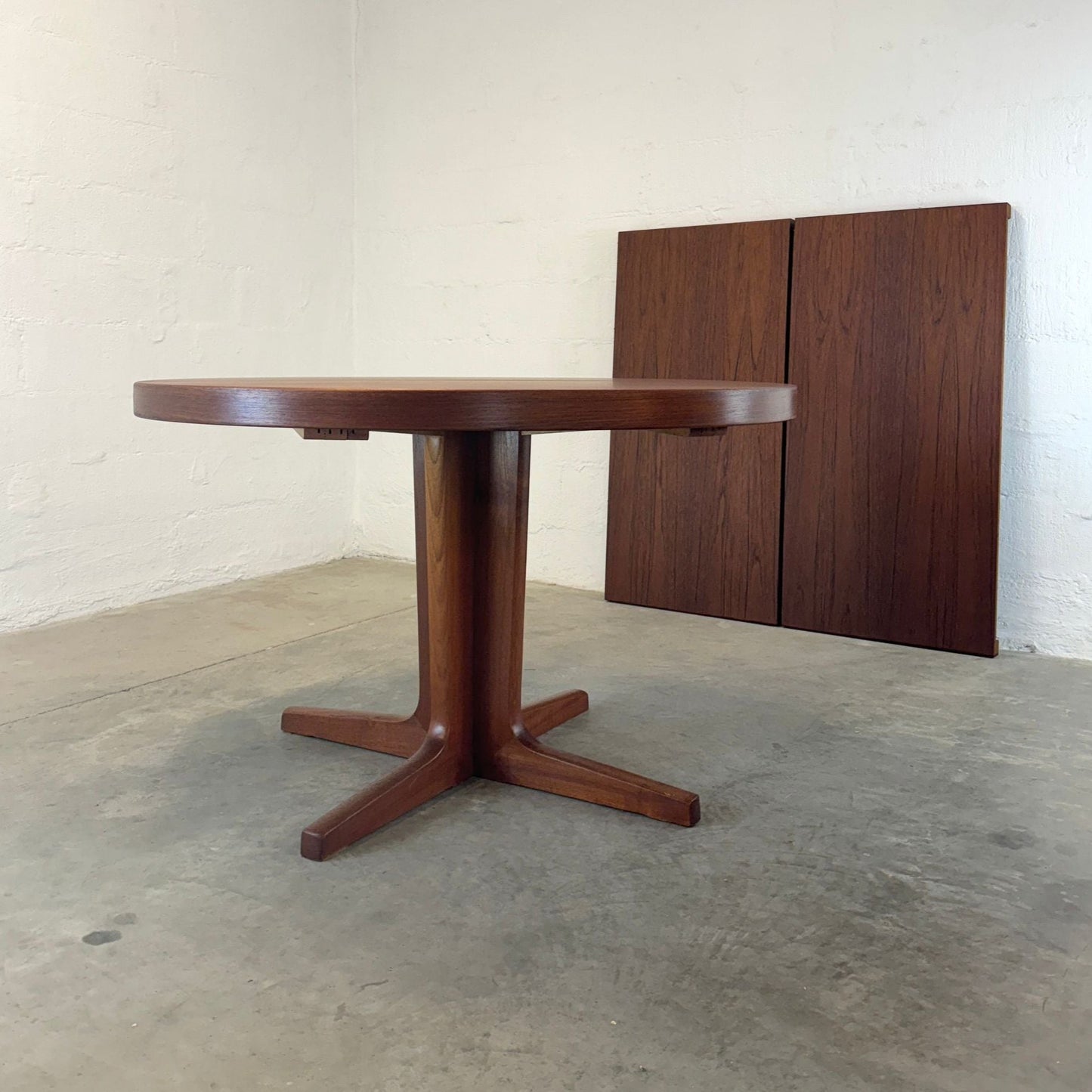 Schou Andersen Møbelfabrik Danish Teak Round Dining Table - #A1686 - Designed by Villy Schou Andersen