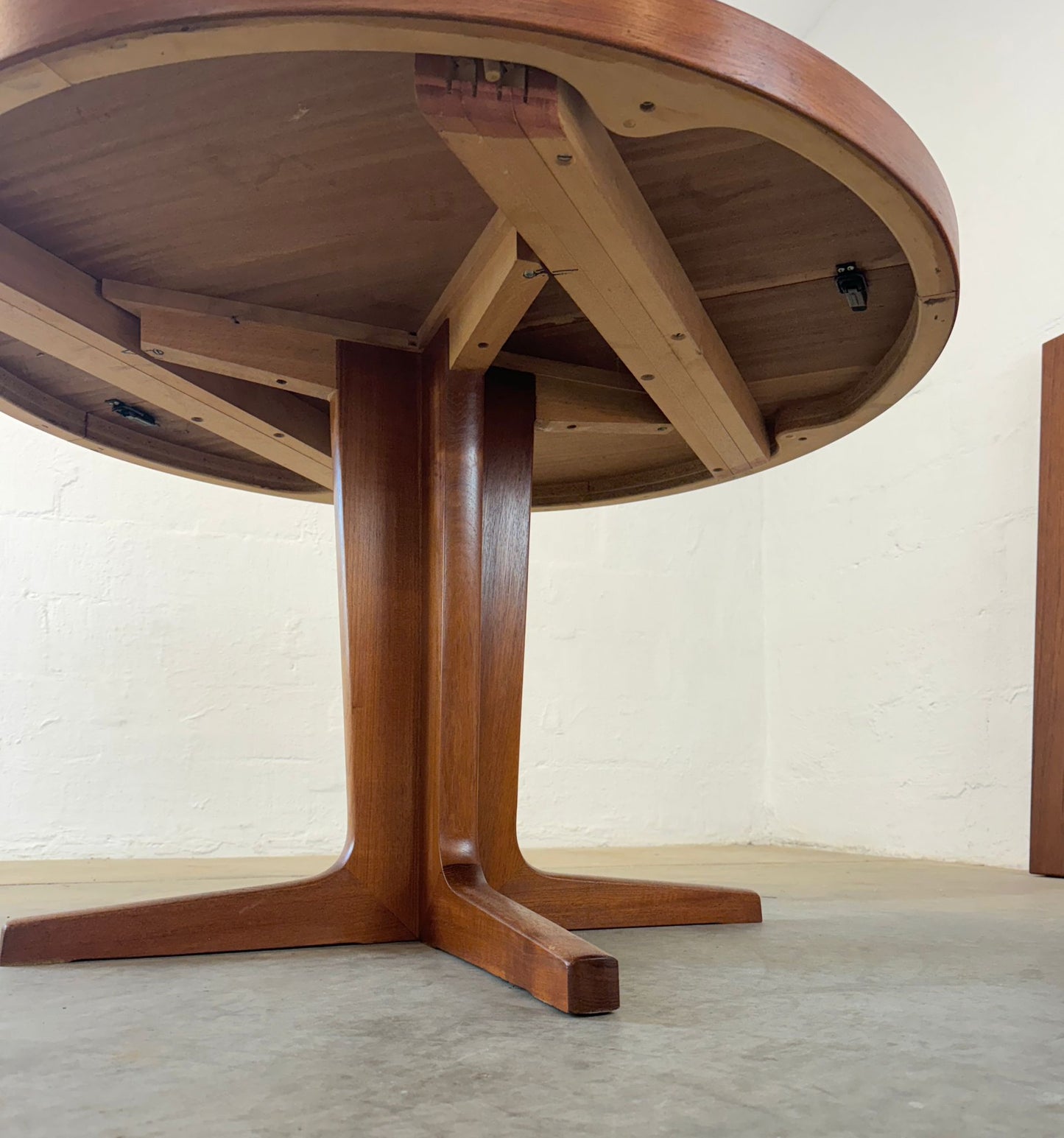 Schou Andersen Møbelfabrik Danish Teak Round Dining Table - #A1686 - Designed by Villy Schou Andersen