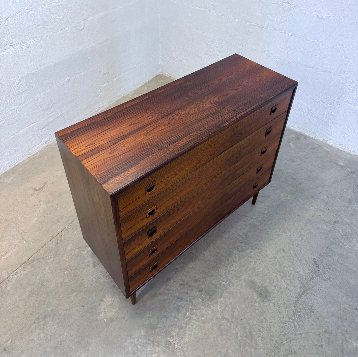 Brouer Møbelfabrik
5 Drawer Dresser in Rosewood Designed by Erik Brouer - #A1697