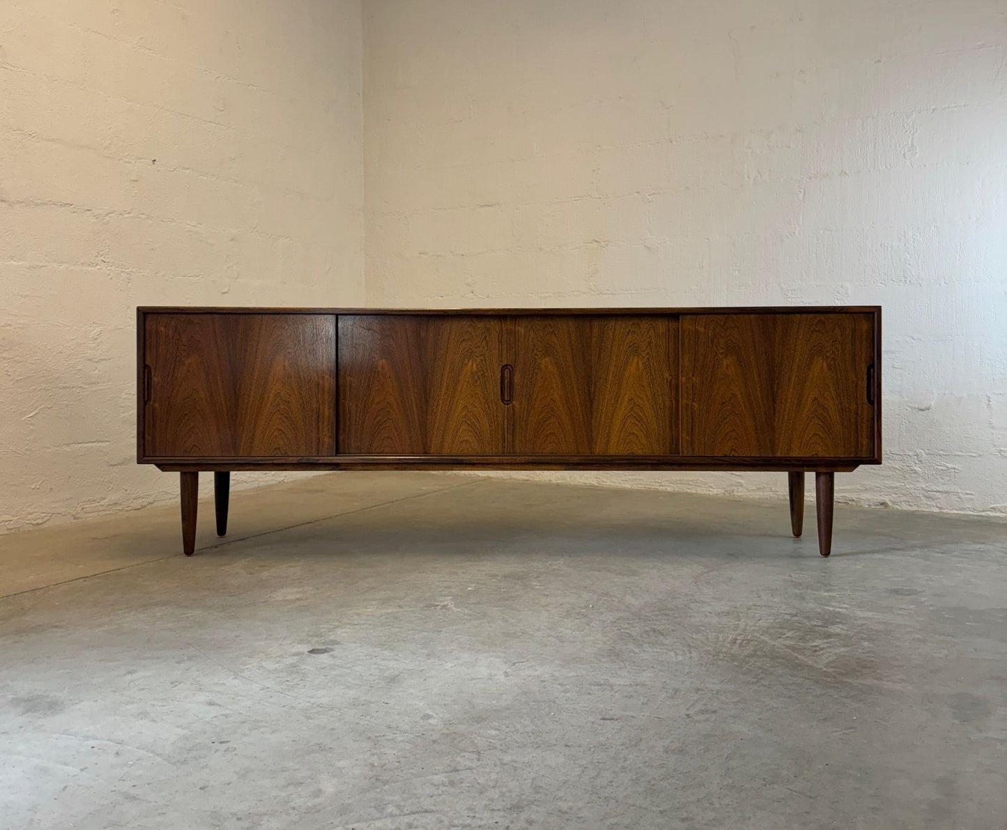 Løsning Møbelfabrik Rosewood Sideboard Designed by Knud Nielsen - #A1717