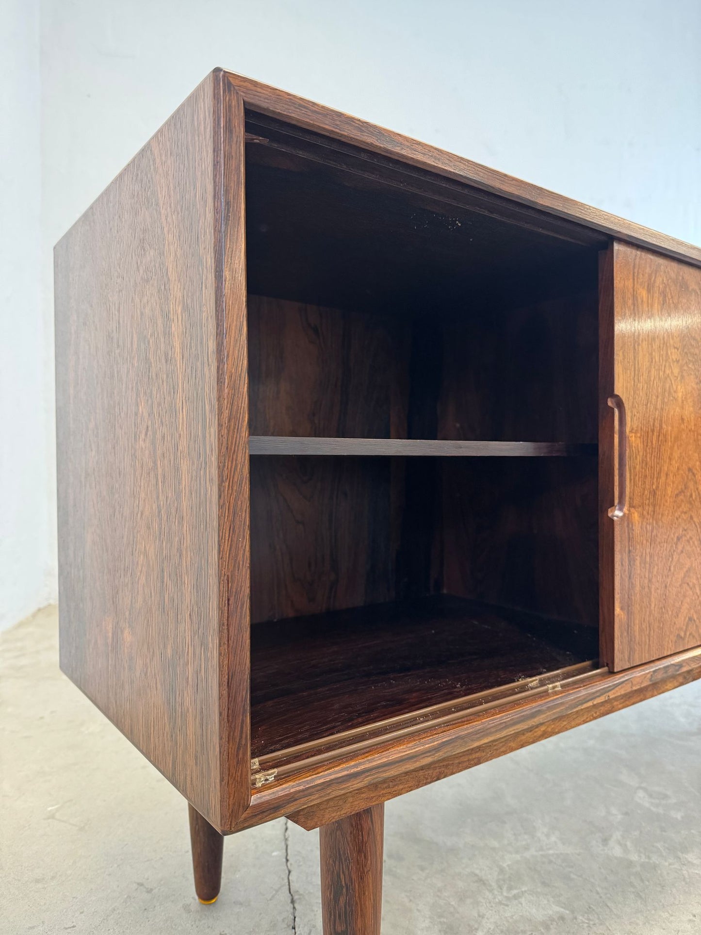 Løsning Møbelfabrik Rosewood Sideboard Designed by Knud Nielsen - #A1717