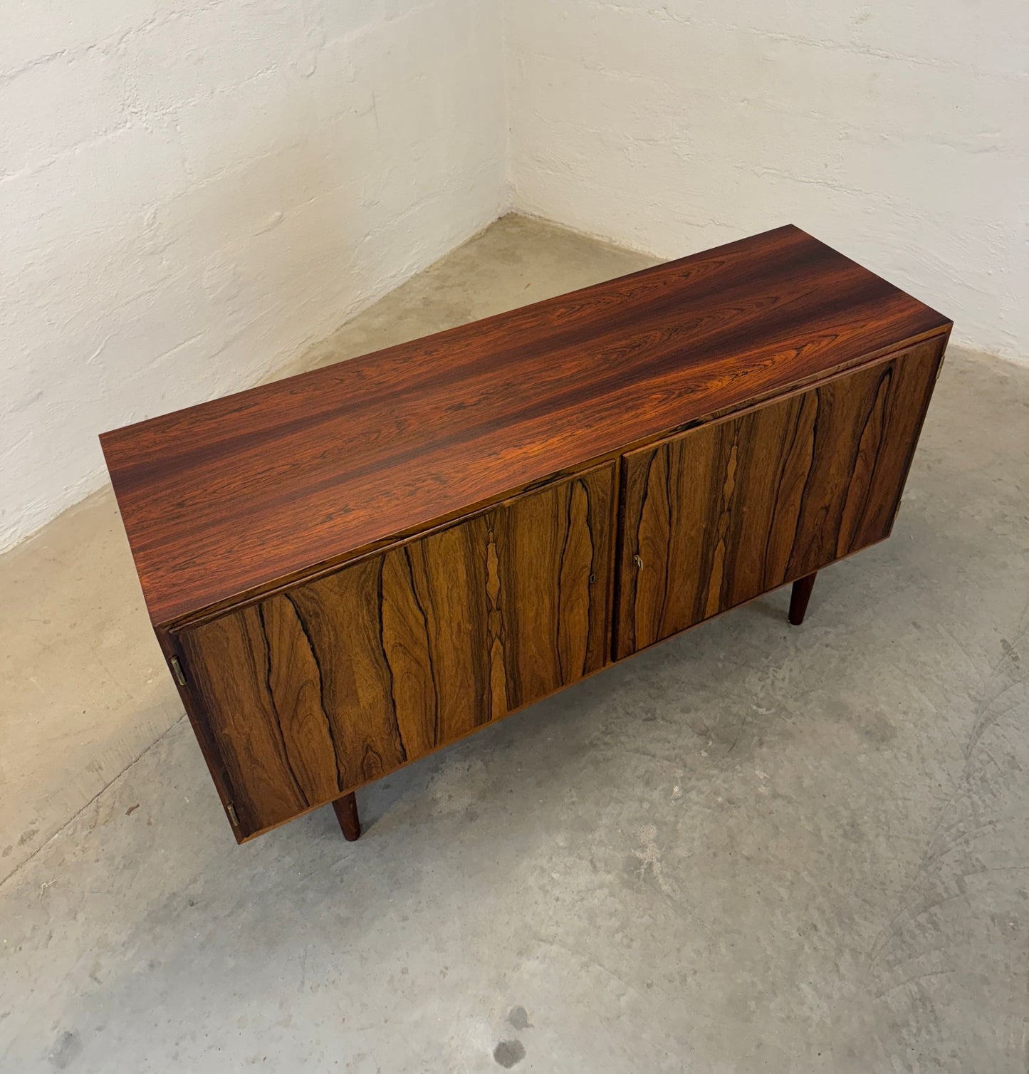 Hundevad & Co. Model #40/3 Rosewood Sideboard Designed by Carlo Jensen - #A1730
