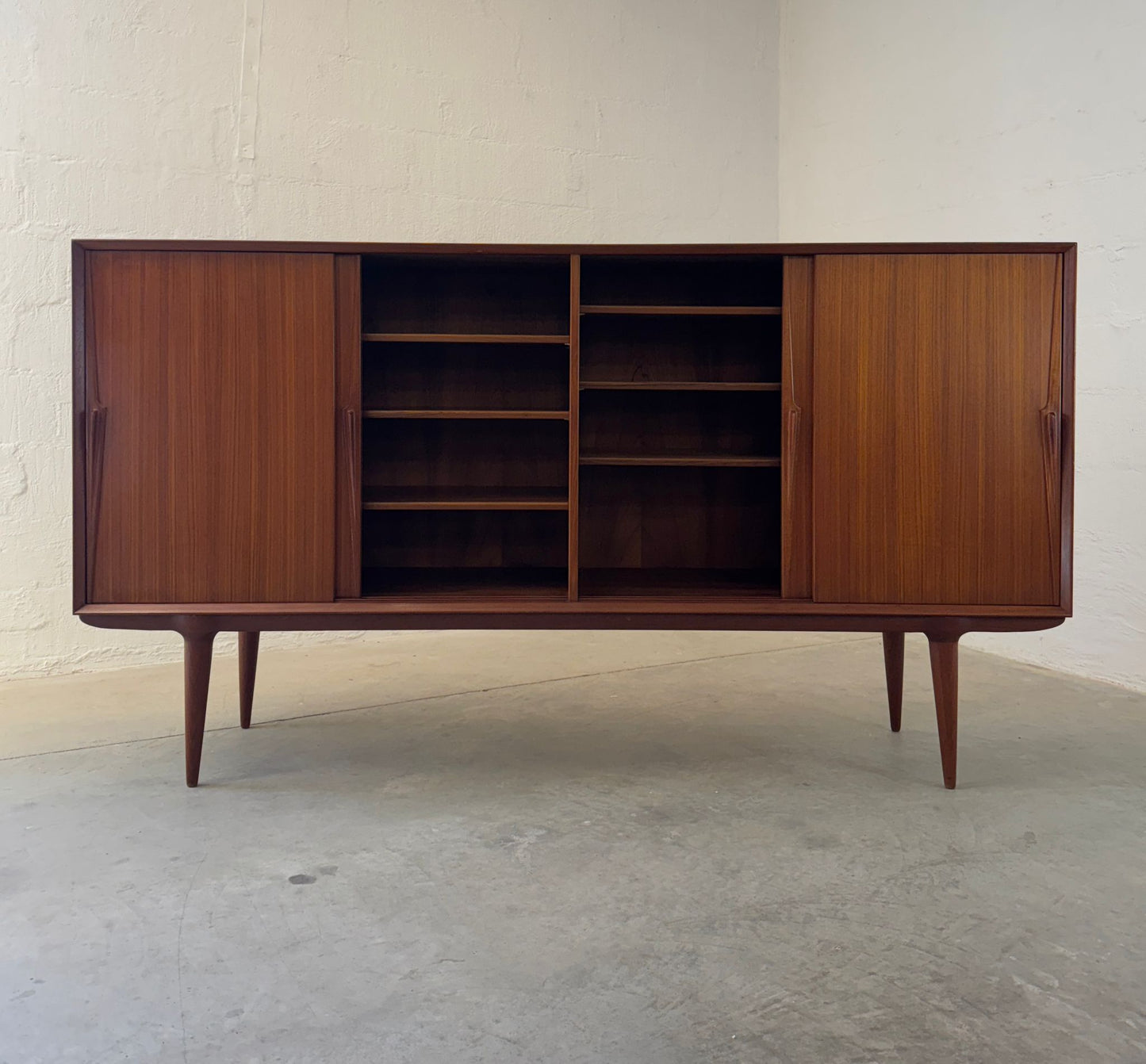 Omann Jun. Møbelfabrik
Model #19 Tall Sideboard / Highboard - #A1731