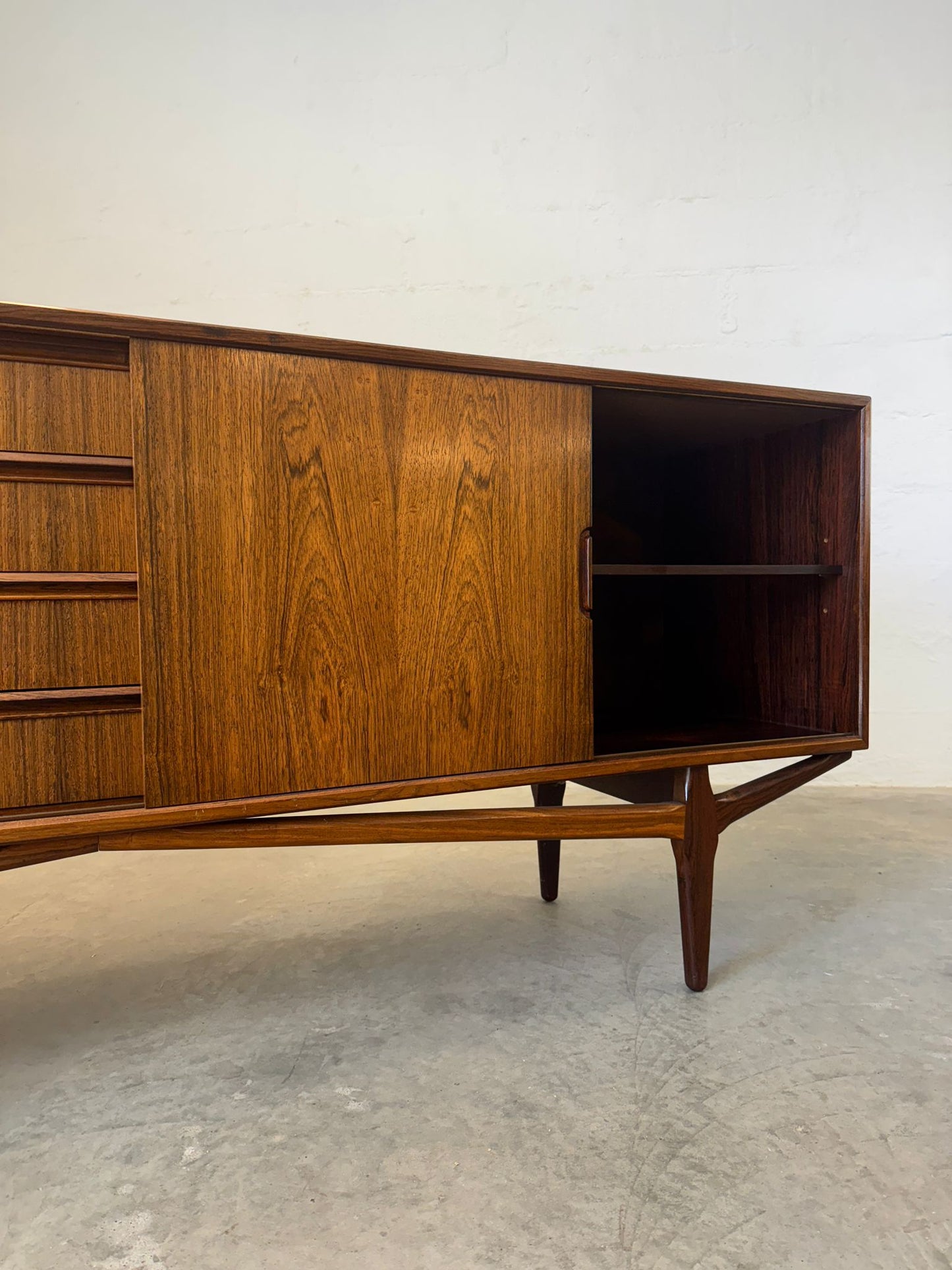 Løsning Møbelfabrik Rosewood Sideboard Designed by Knud Nielsen - #A1753
