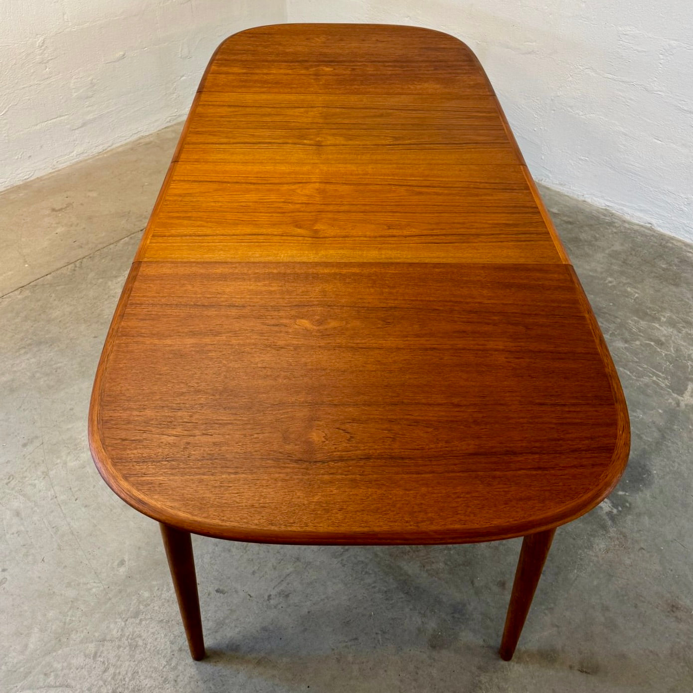 Skovmand & Andersen Teak Dining Table w/ 2 Leaves - #A1761