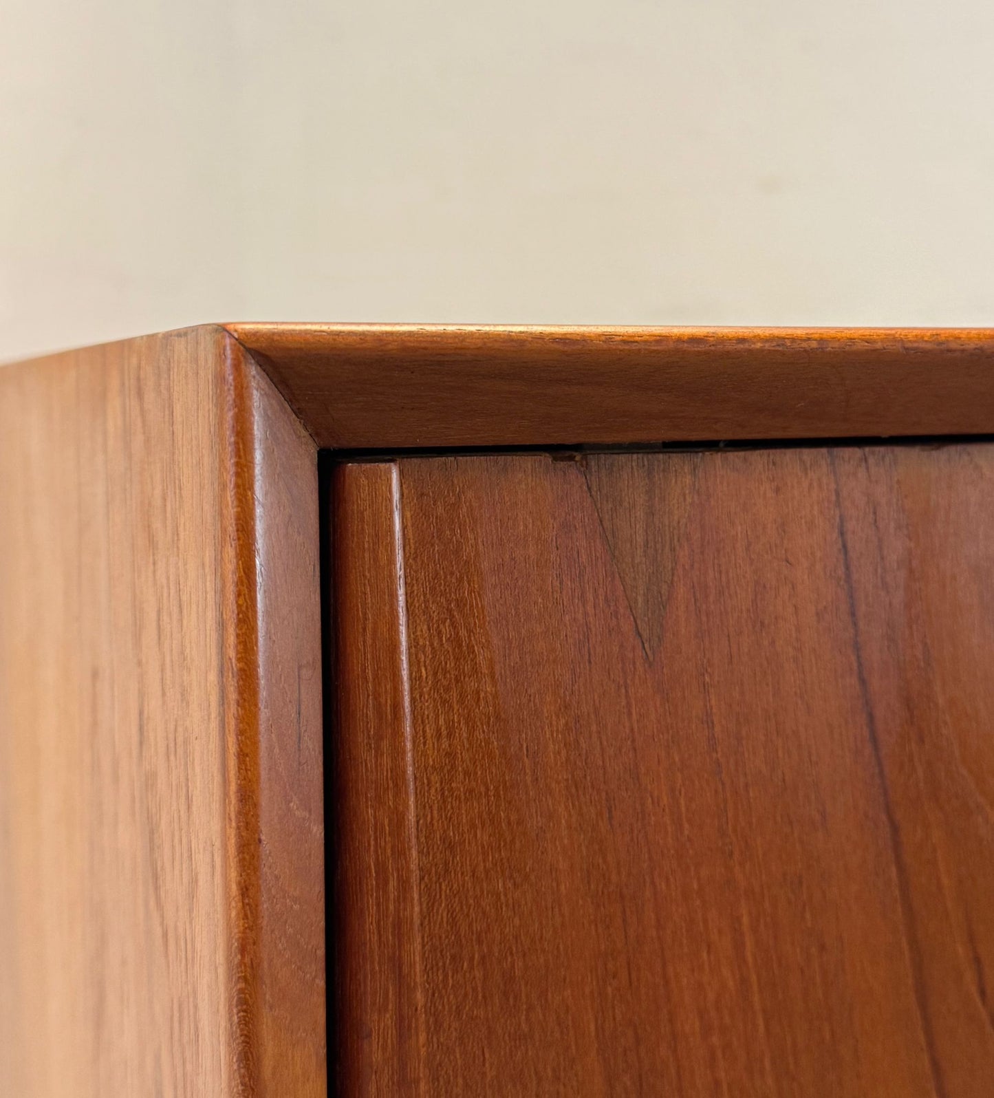 Omann Jun. Møbelfabrik
Model #19 Tall Sideboard / Highboard - #A1777