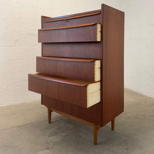 Skillinge Møbelfabrik Dresser Designed by Michael Bloch - #A2120