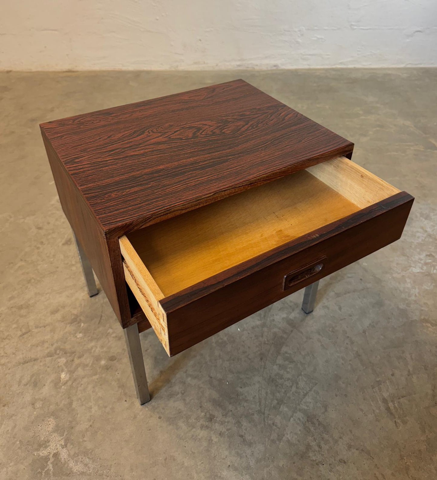 NIPU Møbelfabrik Rosewood & Steel Nightstand - #A2142