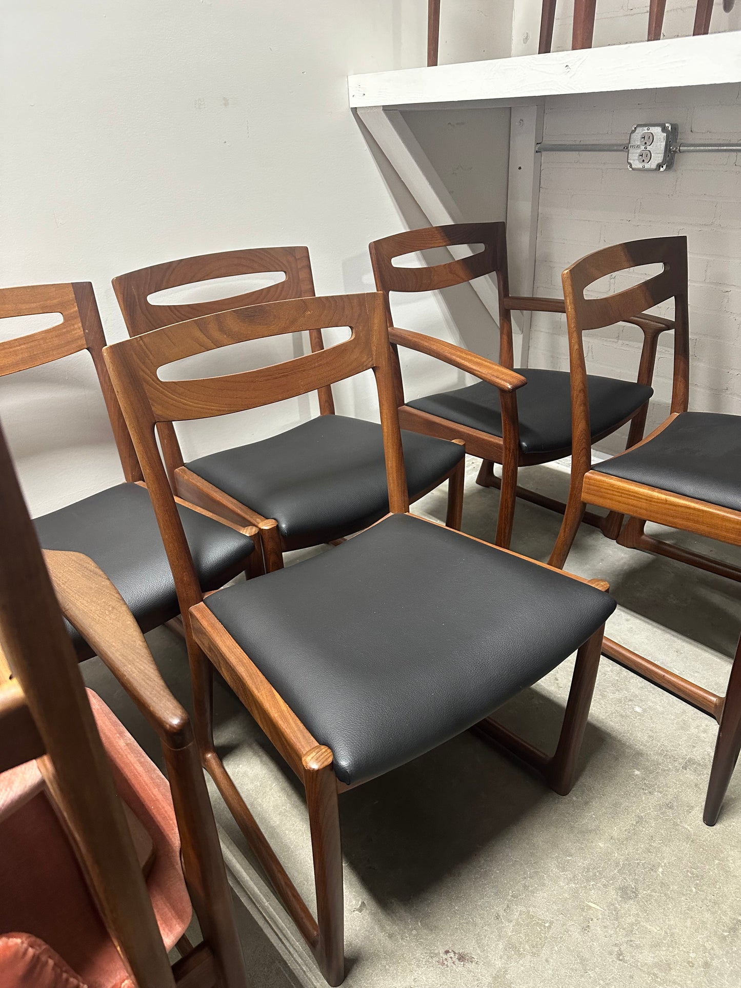 Beithcraft Set of 6 Teak Dining Chairs - UK128