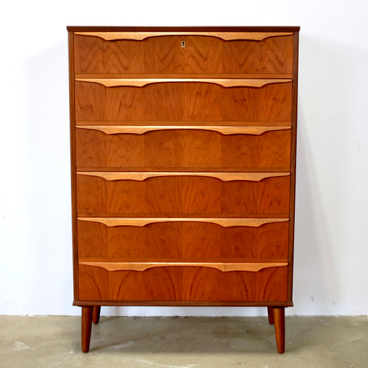 Trekanten–Hestbæk AS 6 Drawer Teak Dresser Designed by Claus Okholm - #A1935