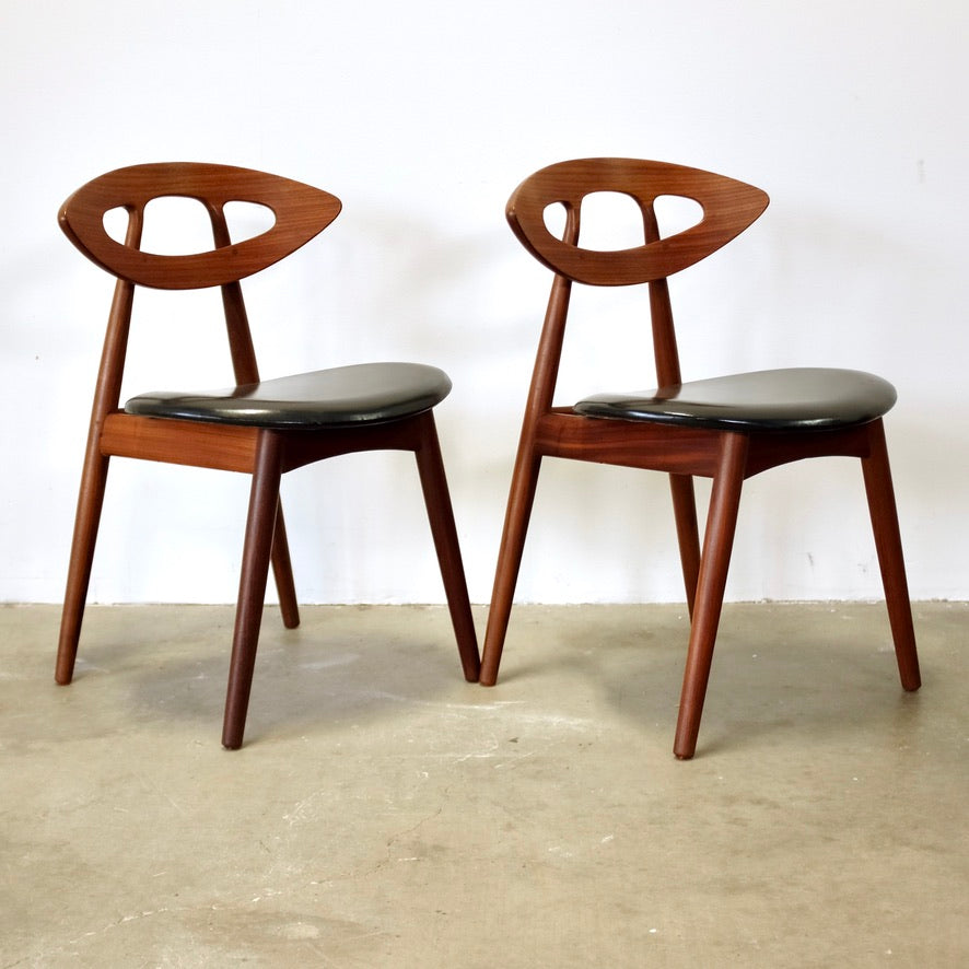 Ivan Gern Møbelfabrik Pair of Model #84 "Eye" Chairs Designed by Ejvind A. Johannson - #A2250