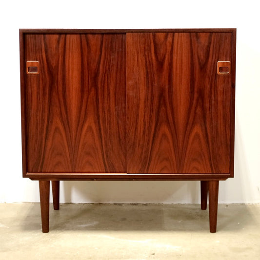 Hjørnebo Møbelfabrik “Hjørnebo System” Rosewood Cabinet / Small Sideboard - #A1860
